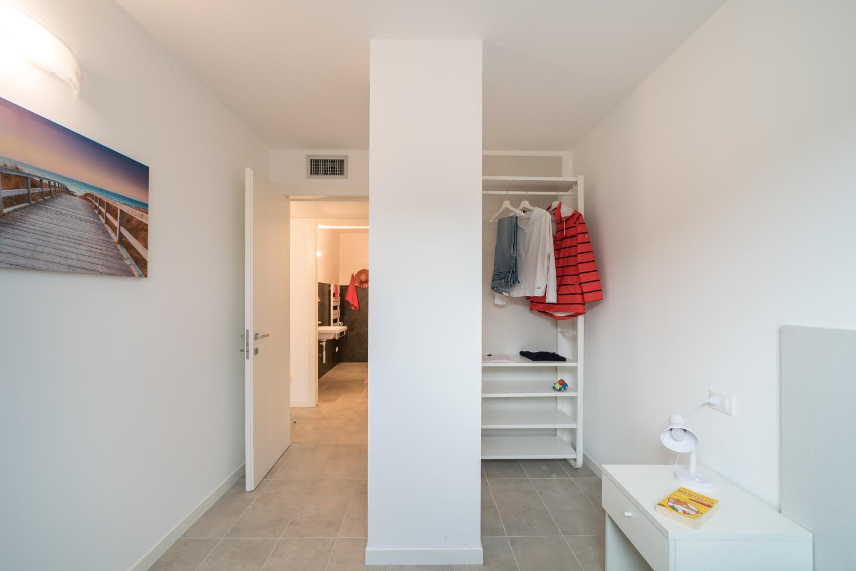Three-Bedroom Apartment - Beach included photo 3