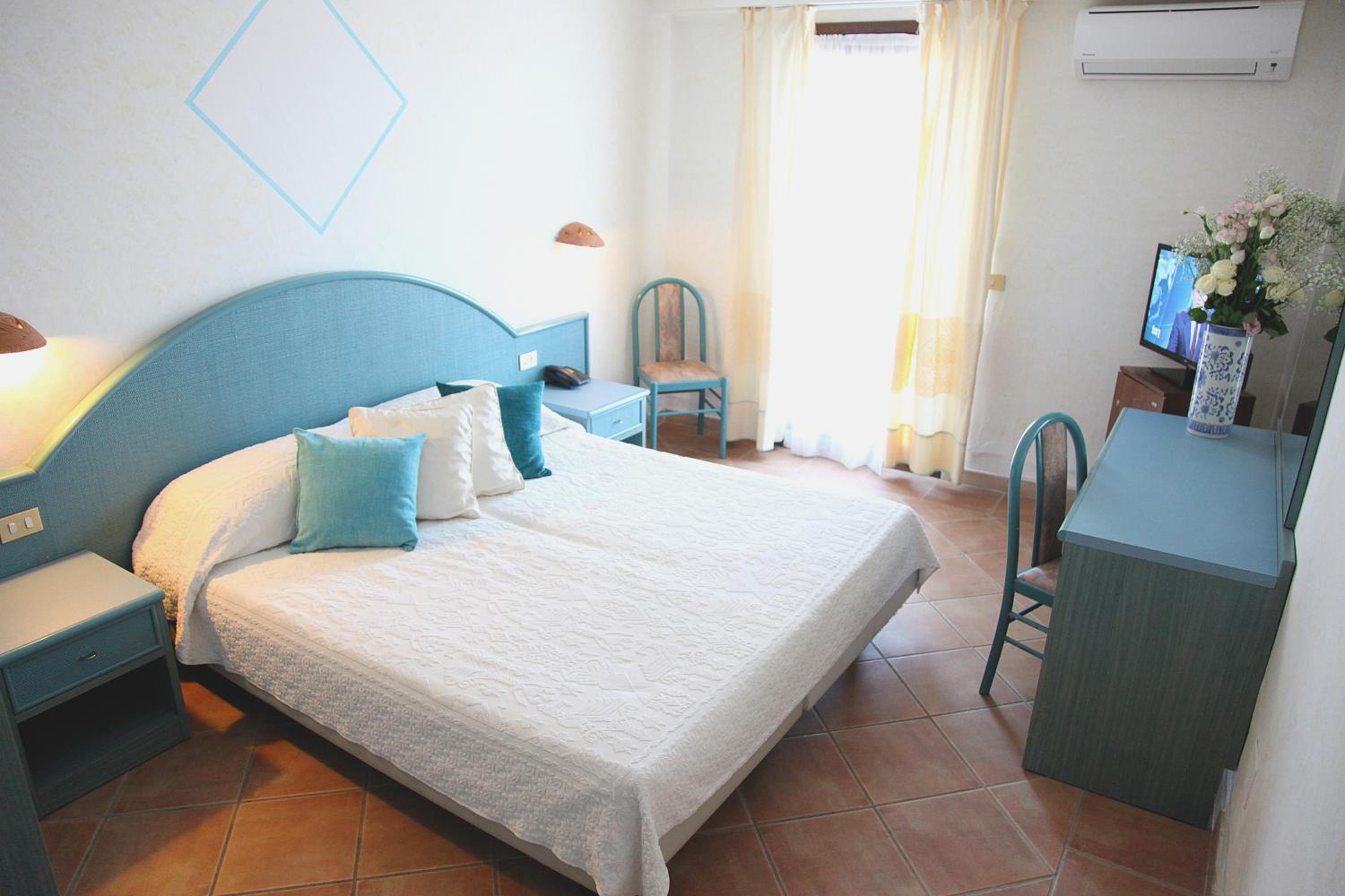 Junior Suite with Sea View - Photo 1