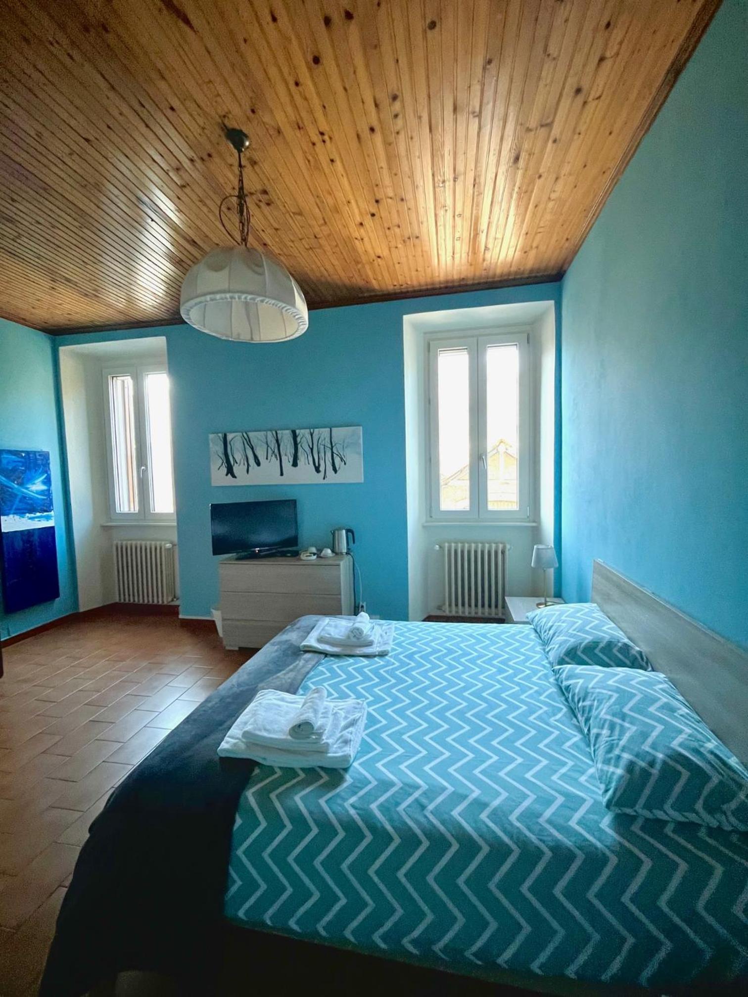 Double Room - Photo 3