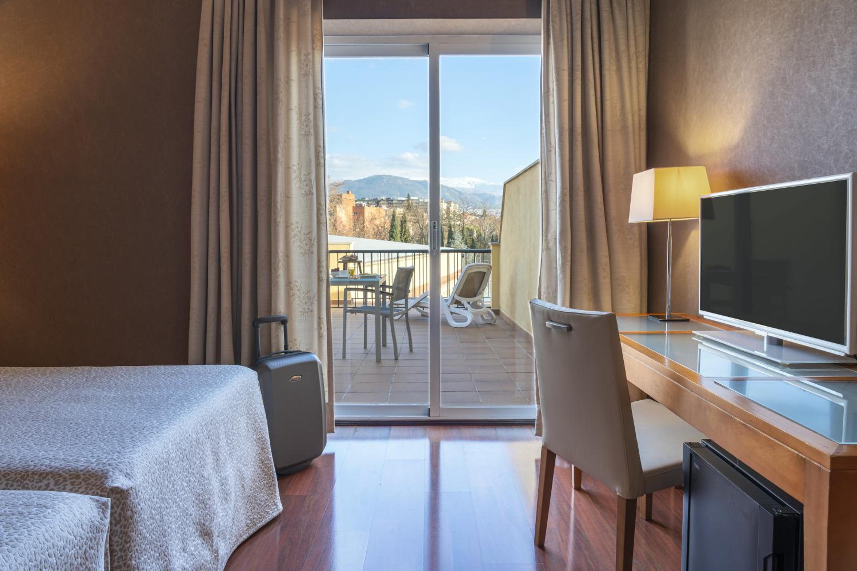 Superior Double Room with Terrace - Photo 13