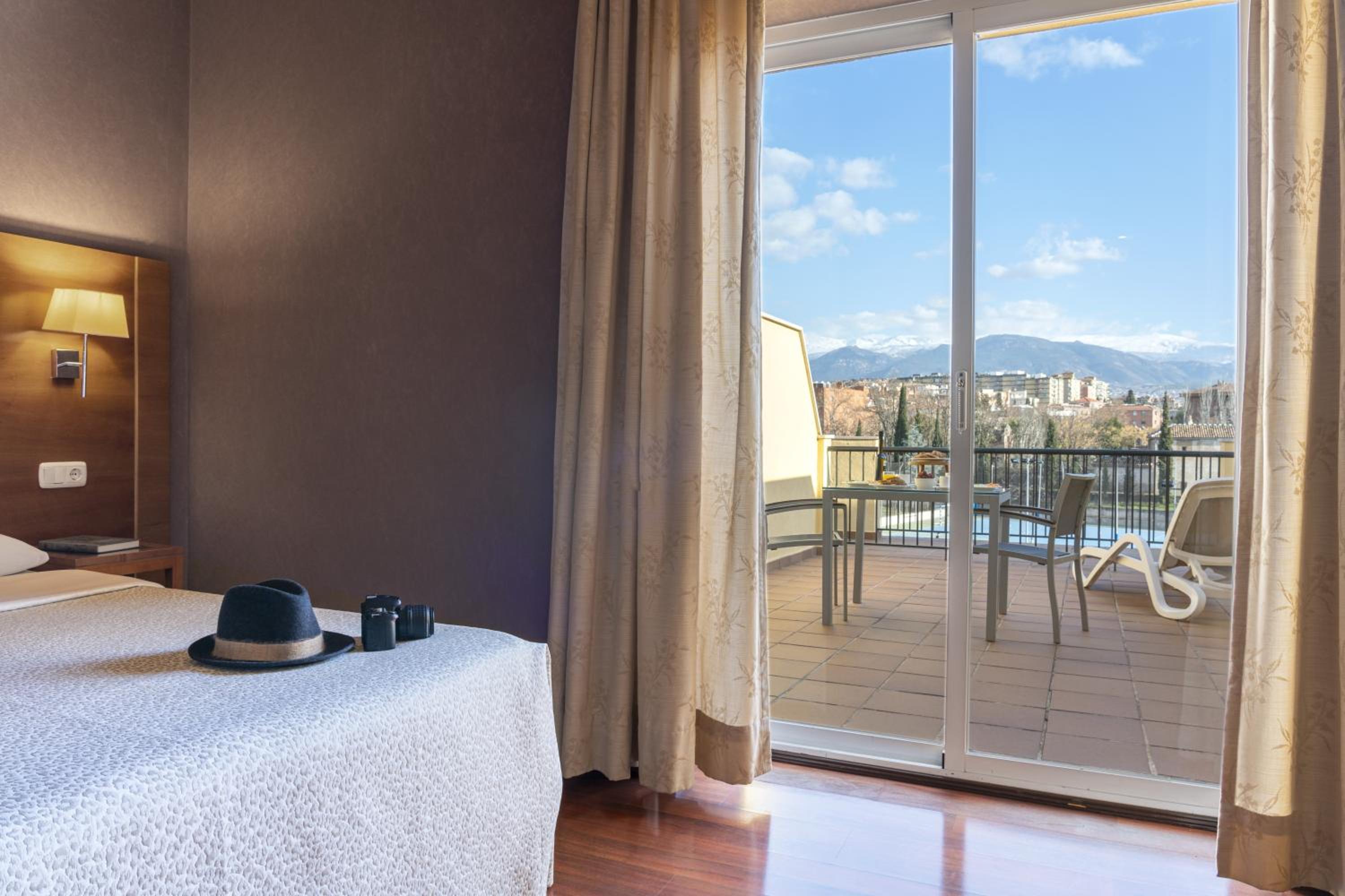 Superior Double Room with Terrace - Photo 9