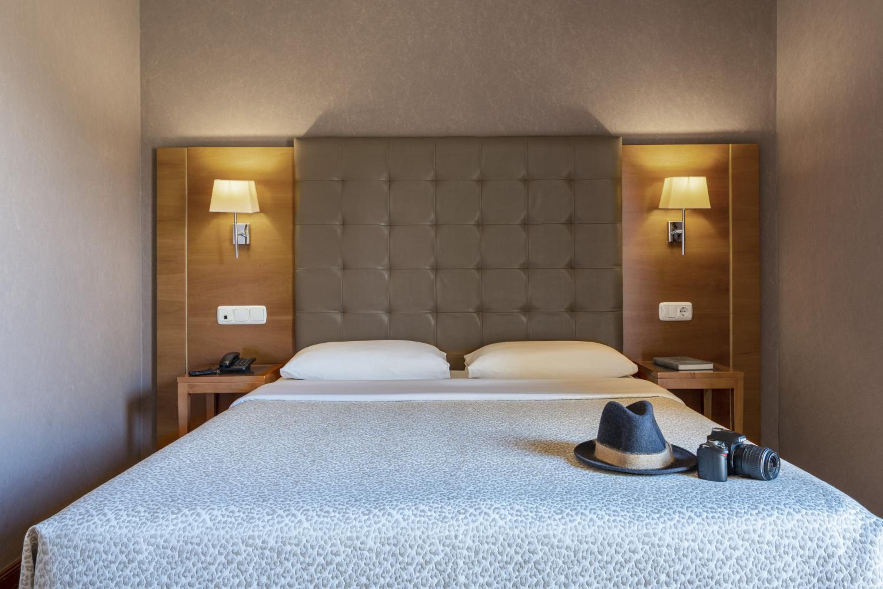 Superior Double Room with Terrace - Photo 3