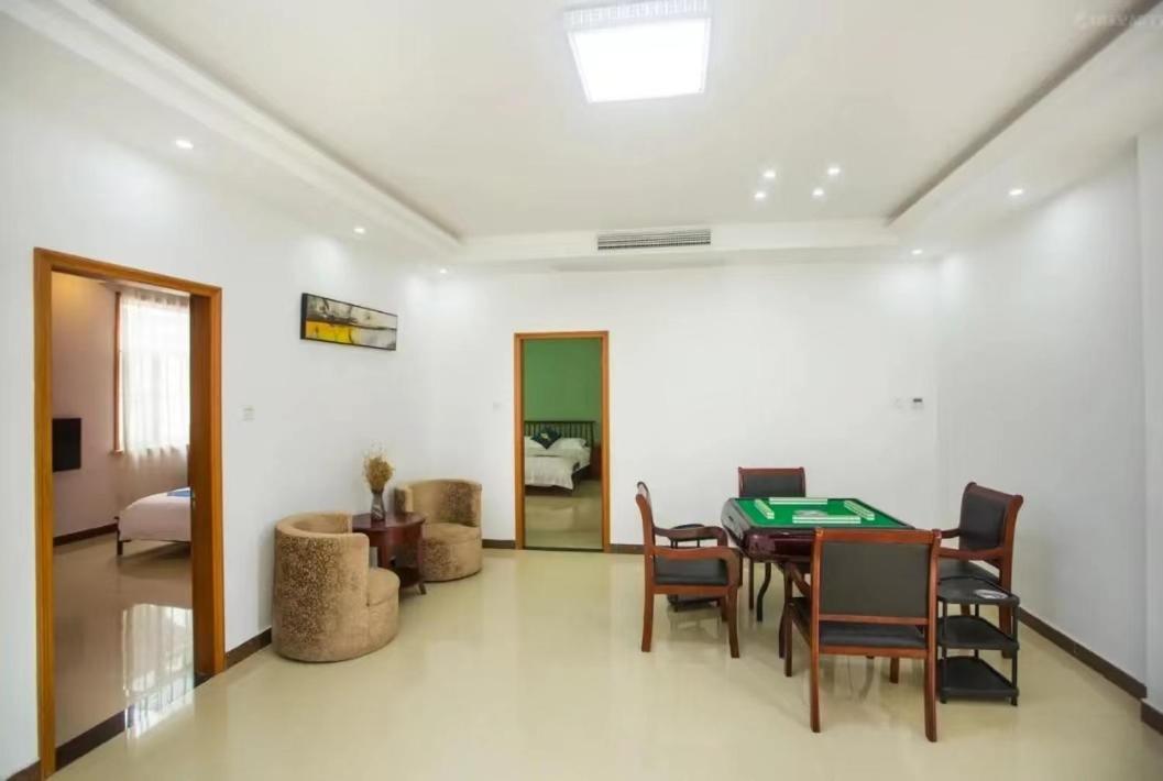Two-Bedroom Suite photo 2