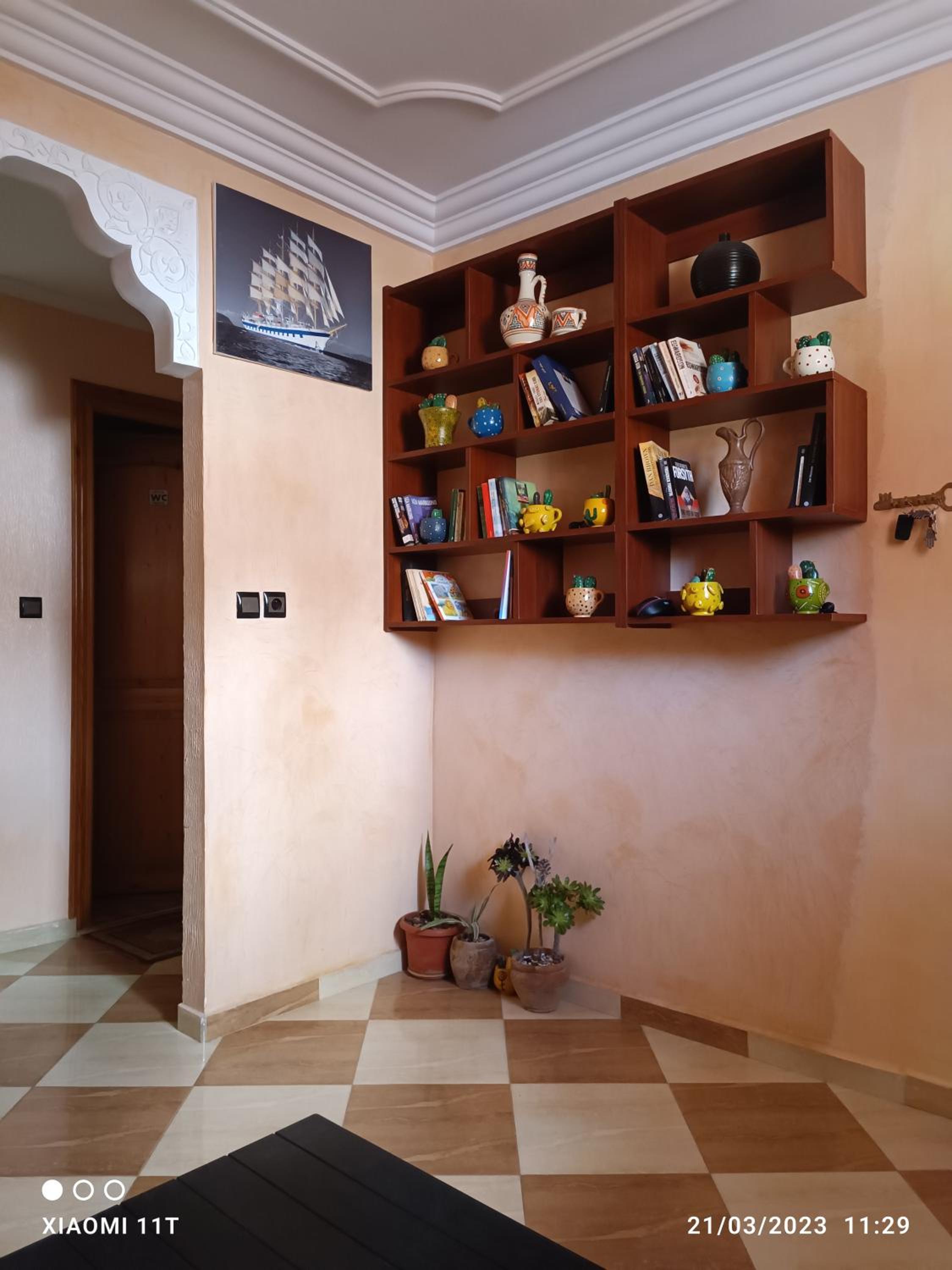 One-Bedroom Apartment - Photo 11