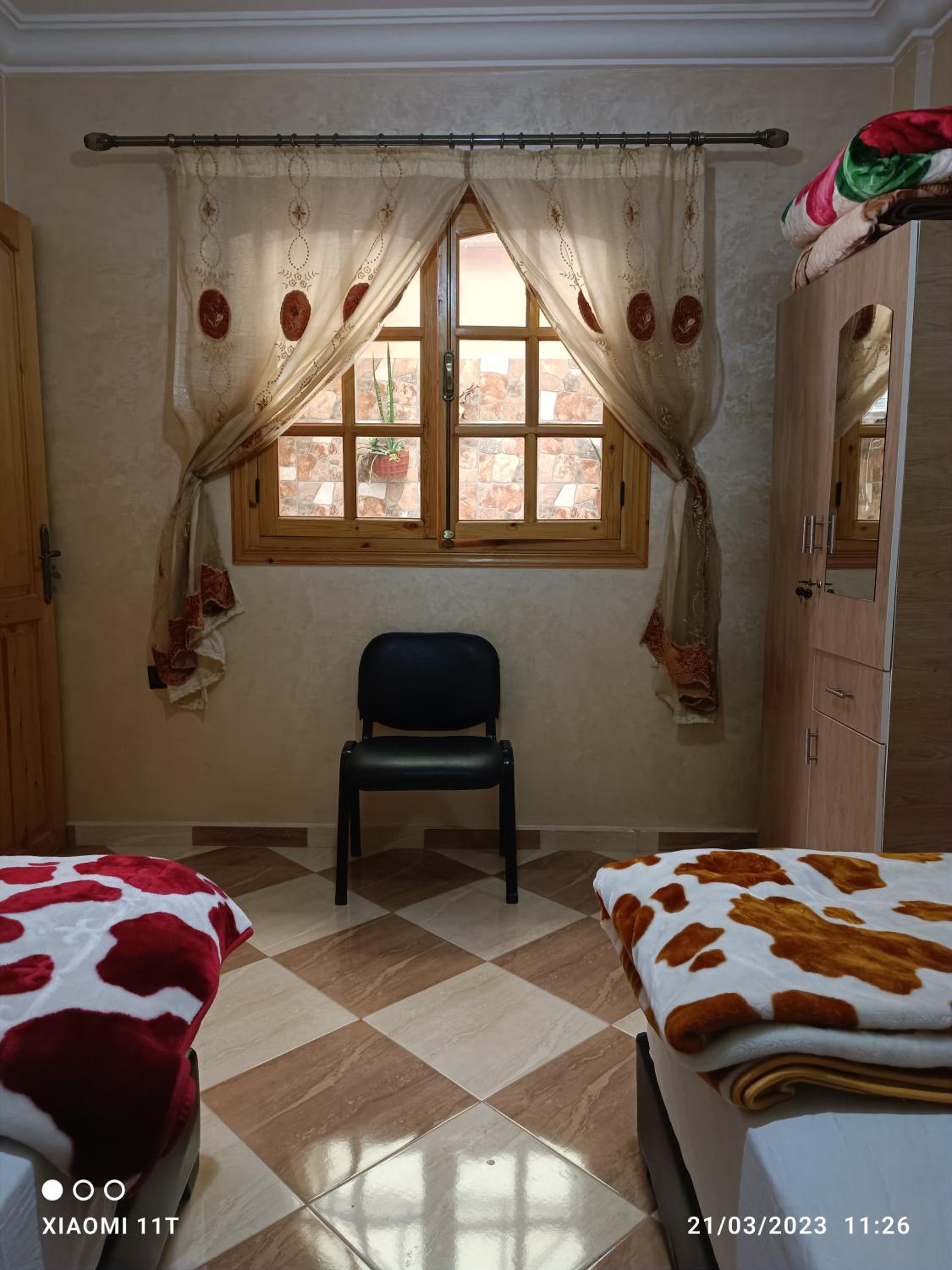 One-Bedroom Apartment - Photo 6
