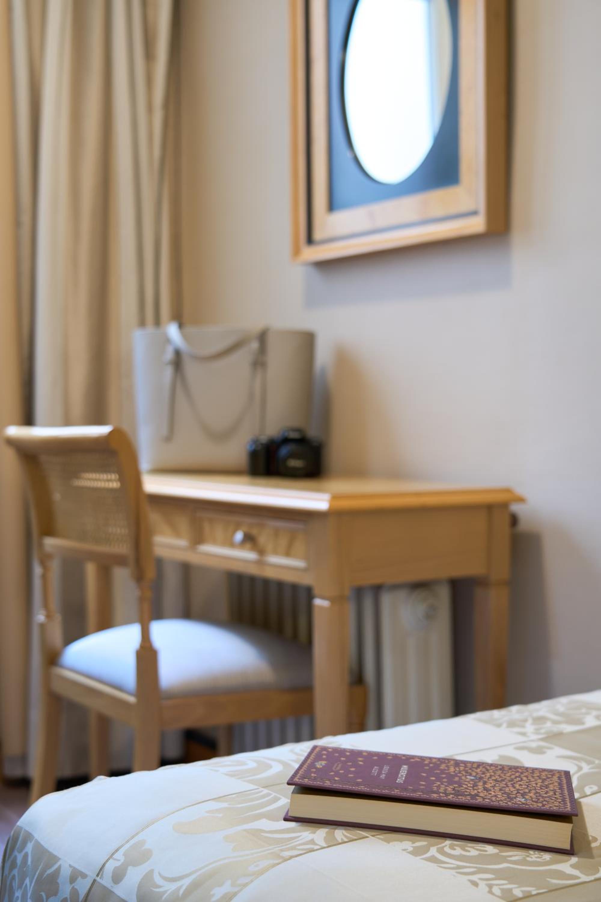 Single Room - Photo 2