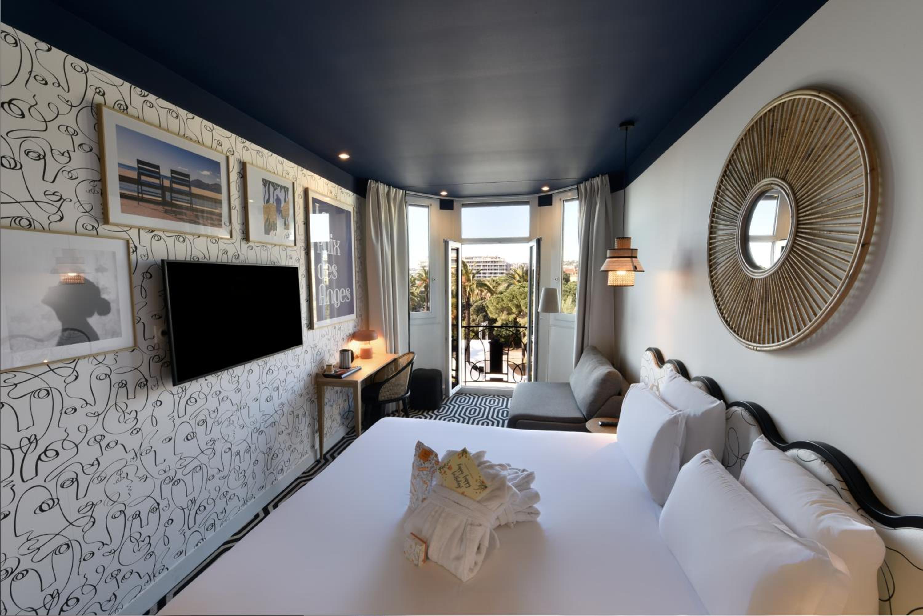 Triple Room with Sea View - Photo 1