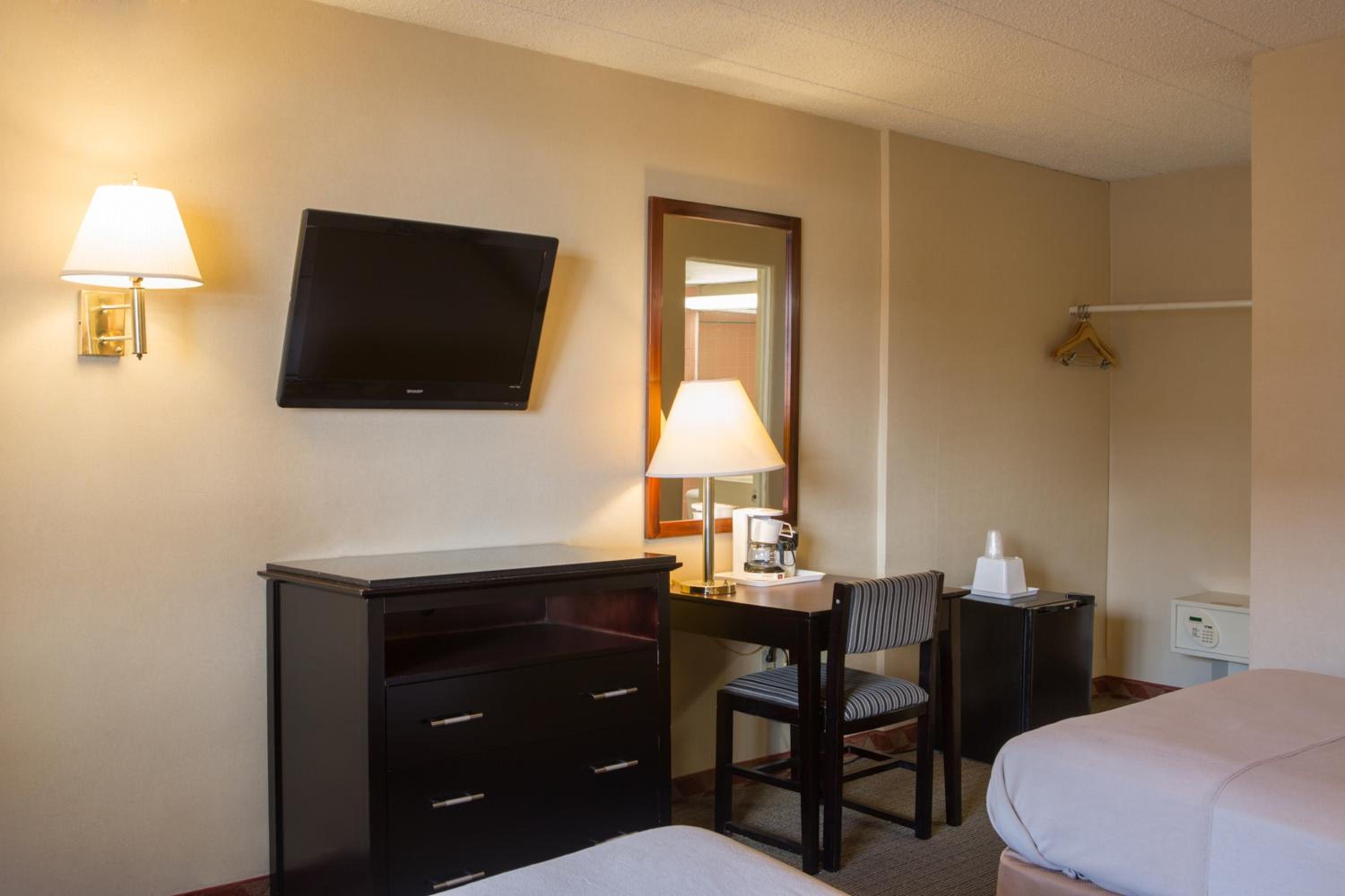 Standard Double Room - Photo 1