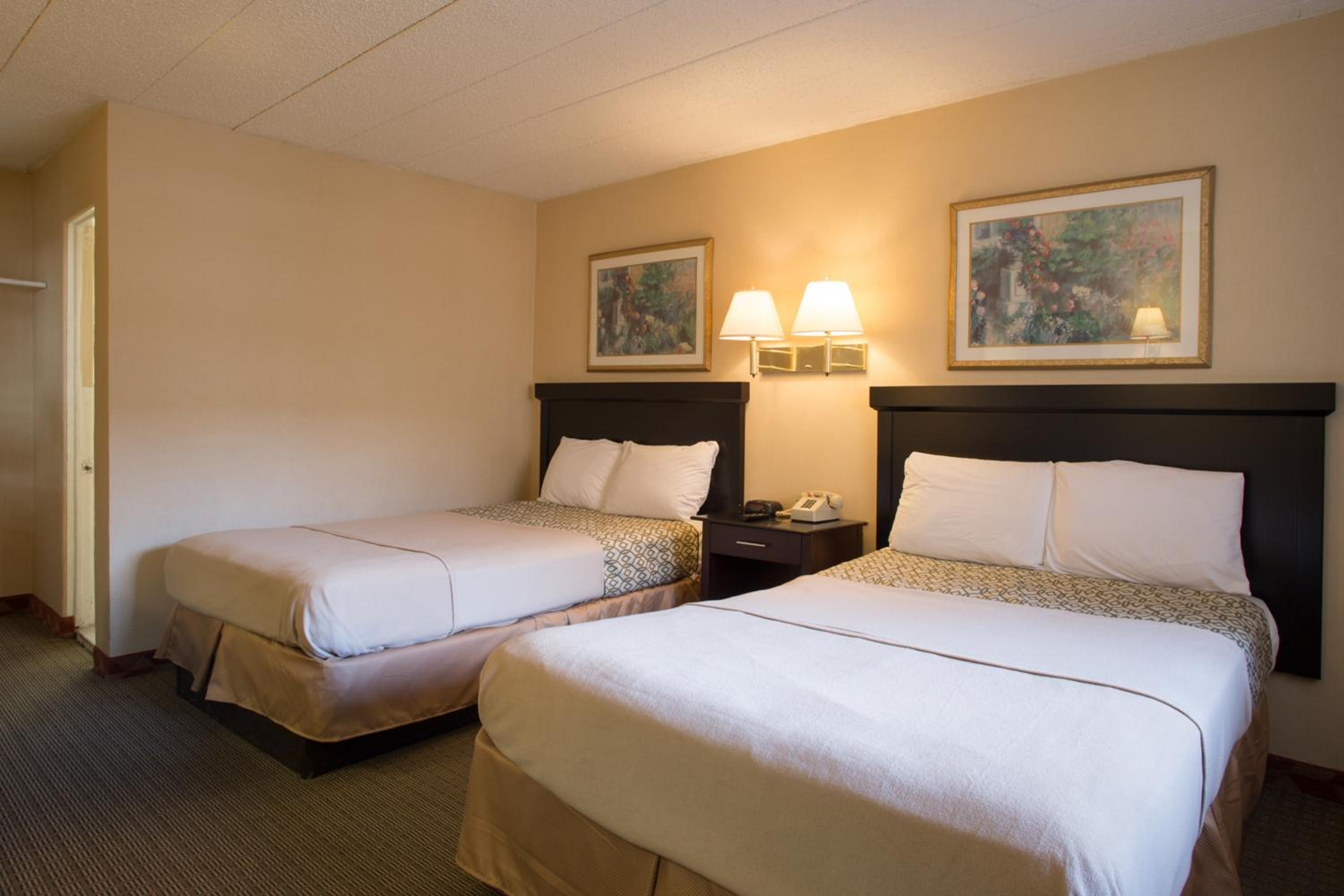 Standard Double Room - Photo 7