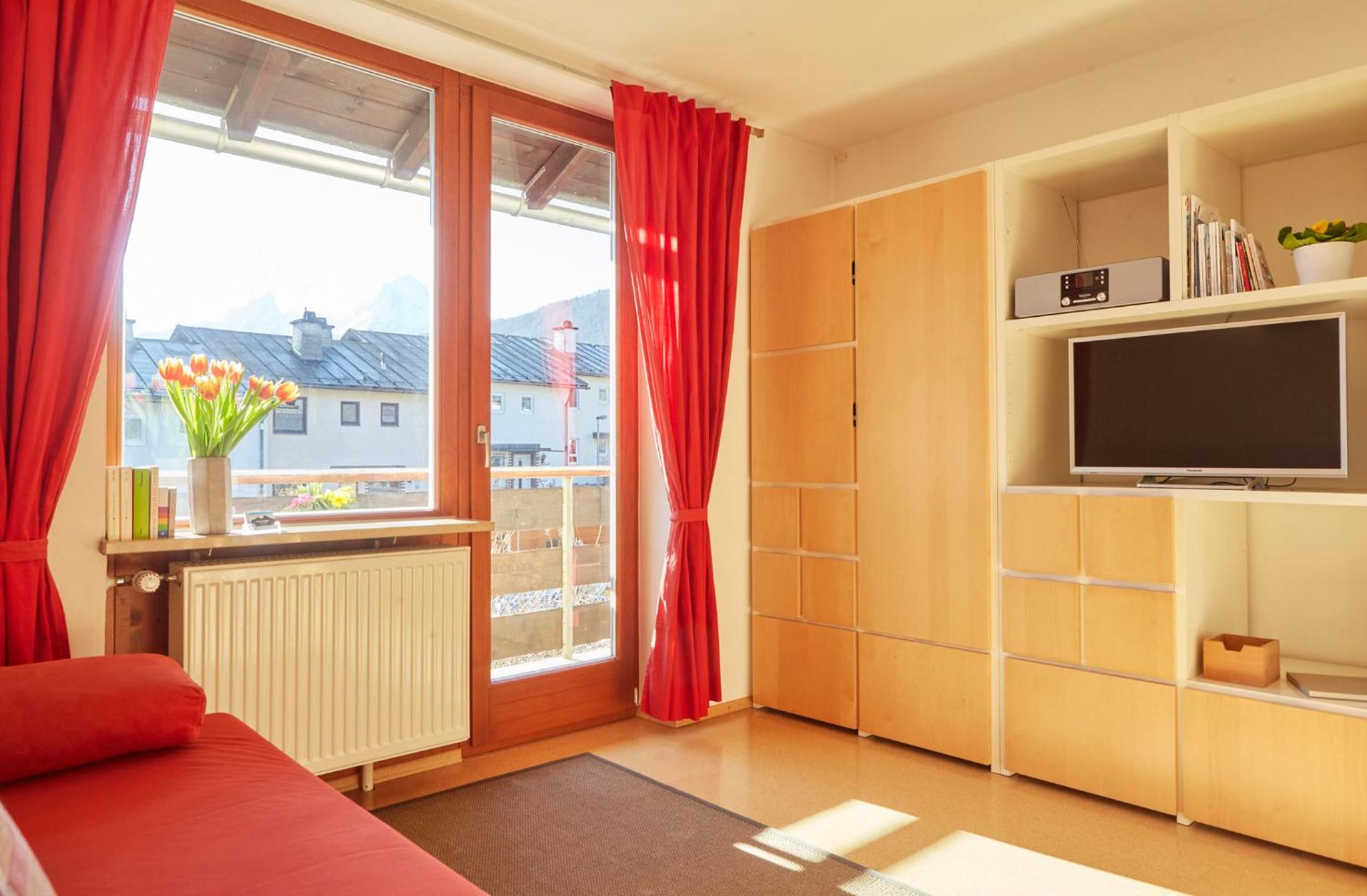 Apartment with Balcony photo 1