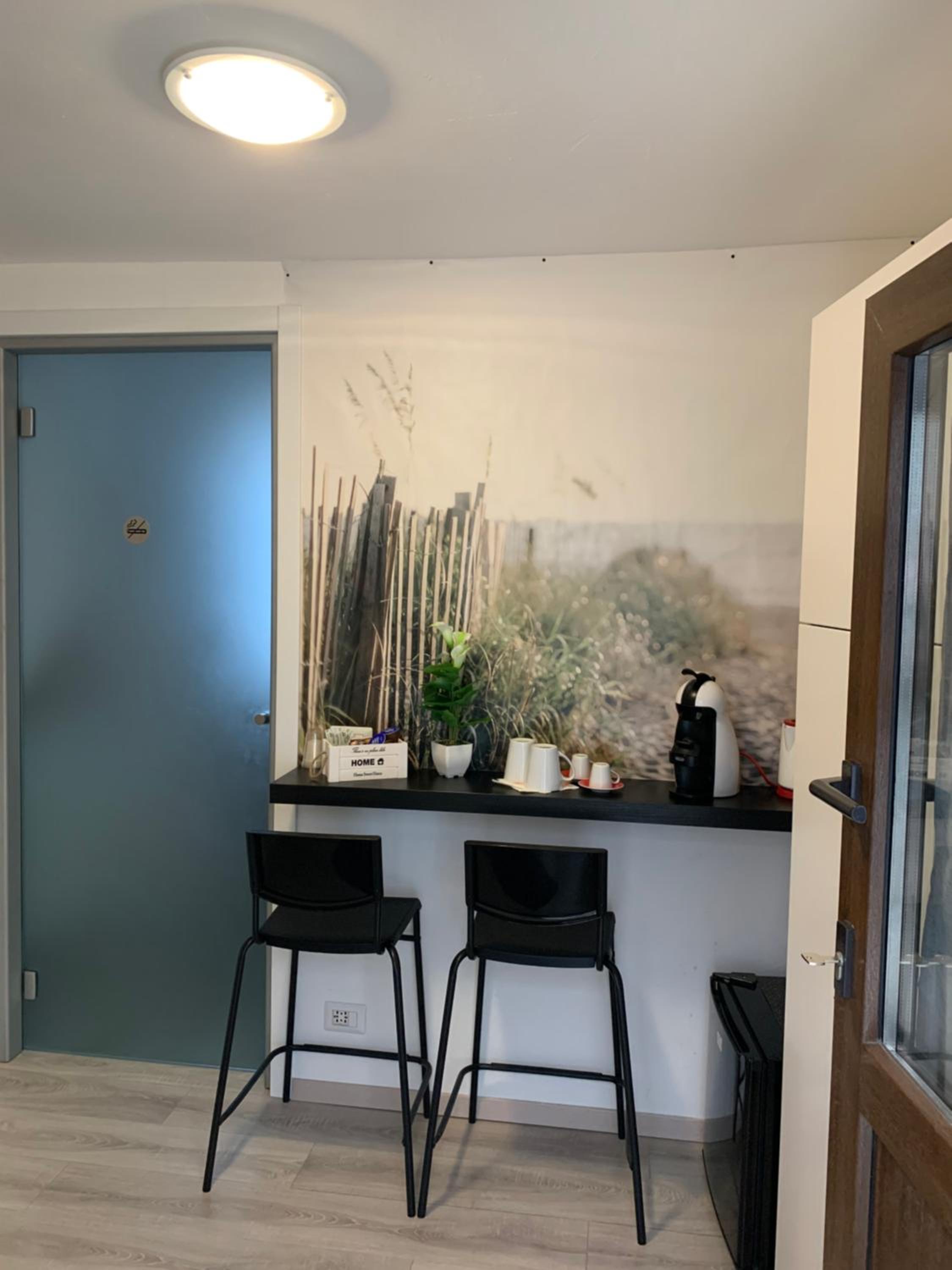One-Bedroom Apartment photo 3