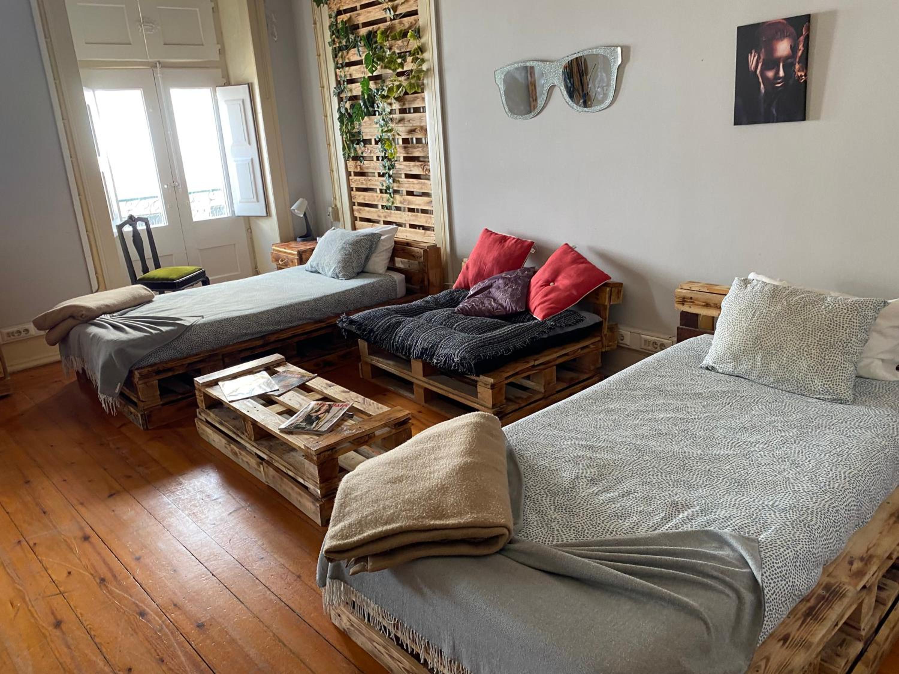 Single Bed in Female Dormitory Room photo 3