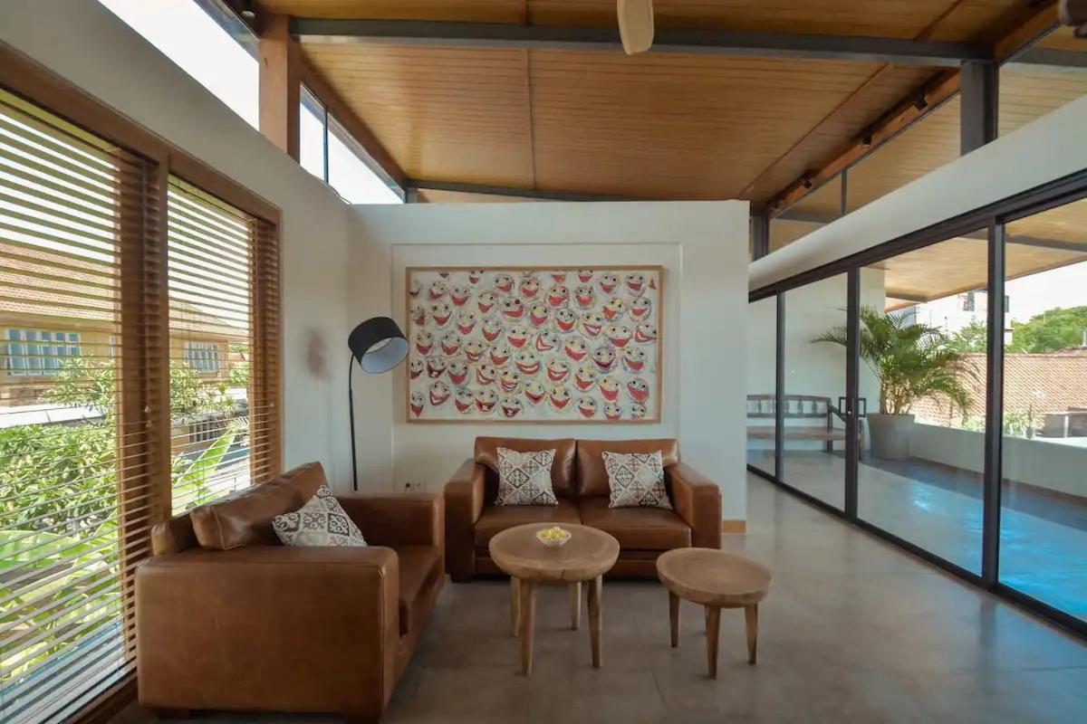 Three-Bedroom Villa - Photo 8