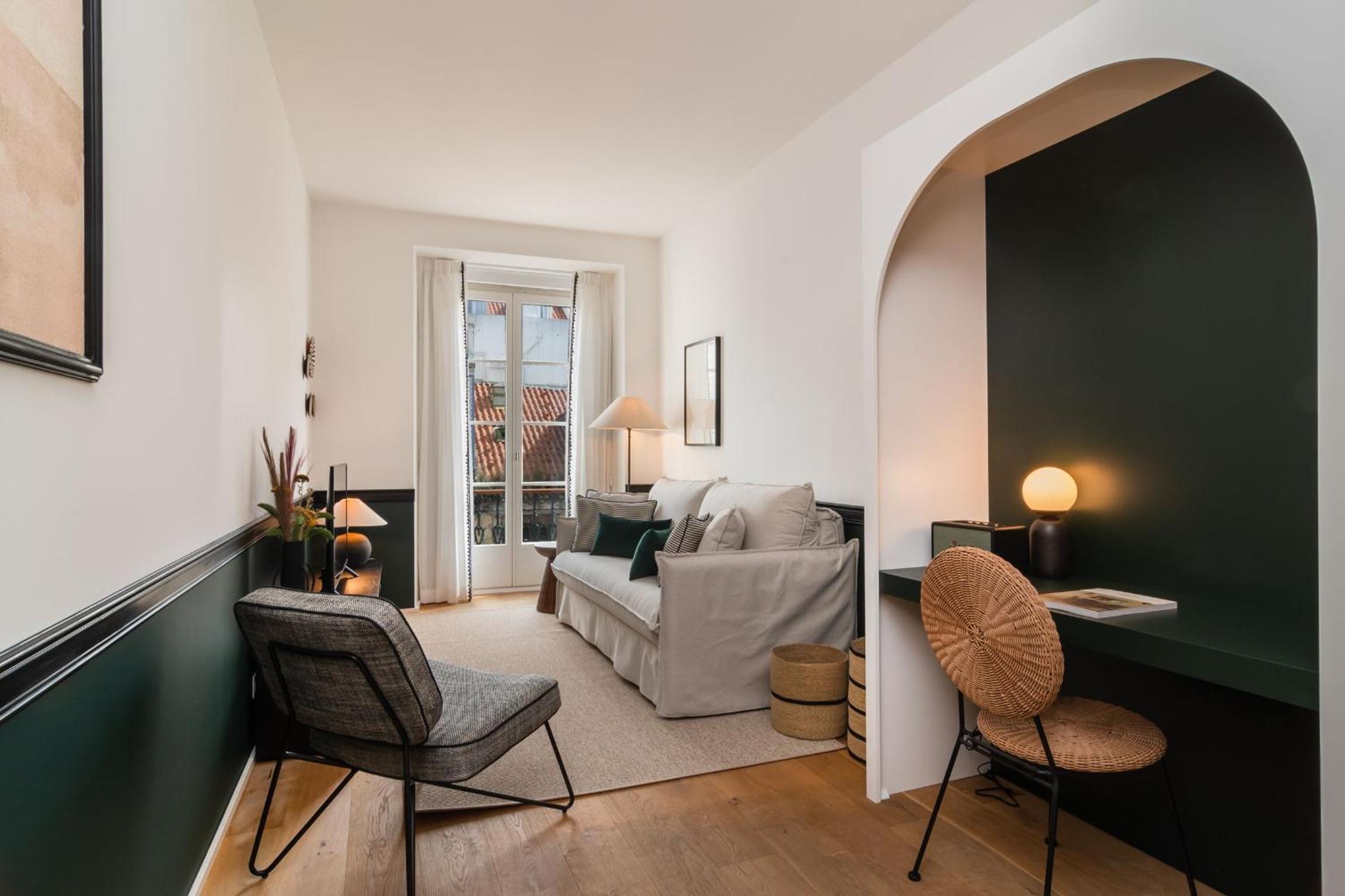 One-Bedroom Apartment