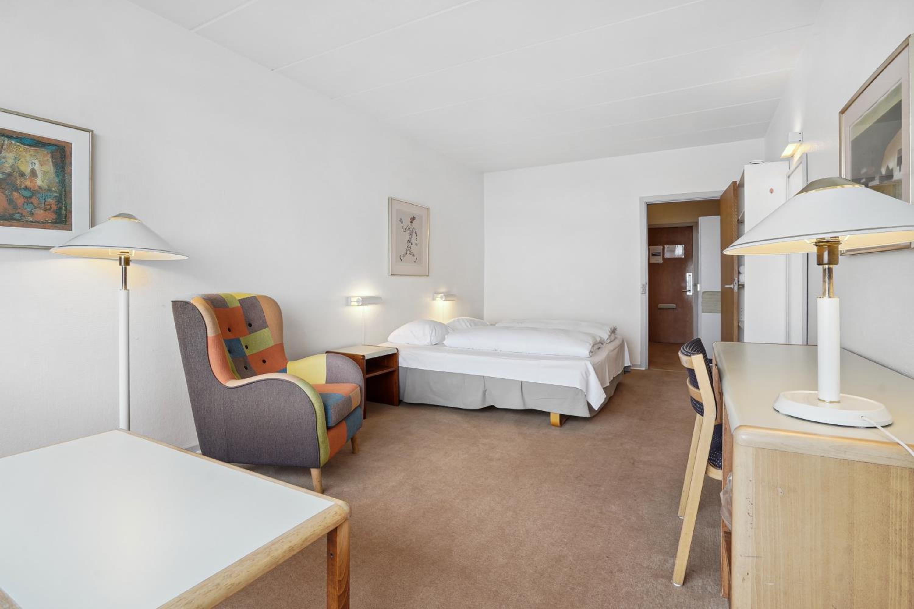 Deluxe Double Room with Balcony and Sea View - Photo 6