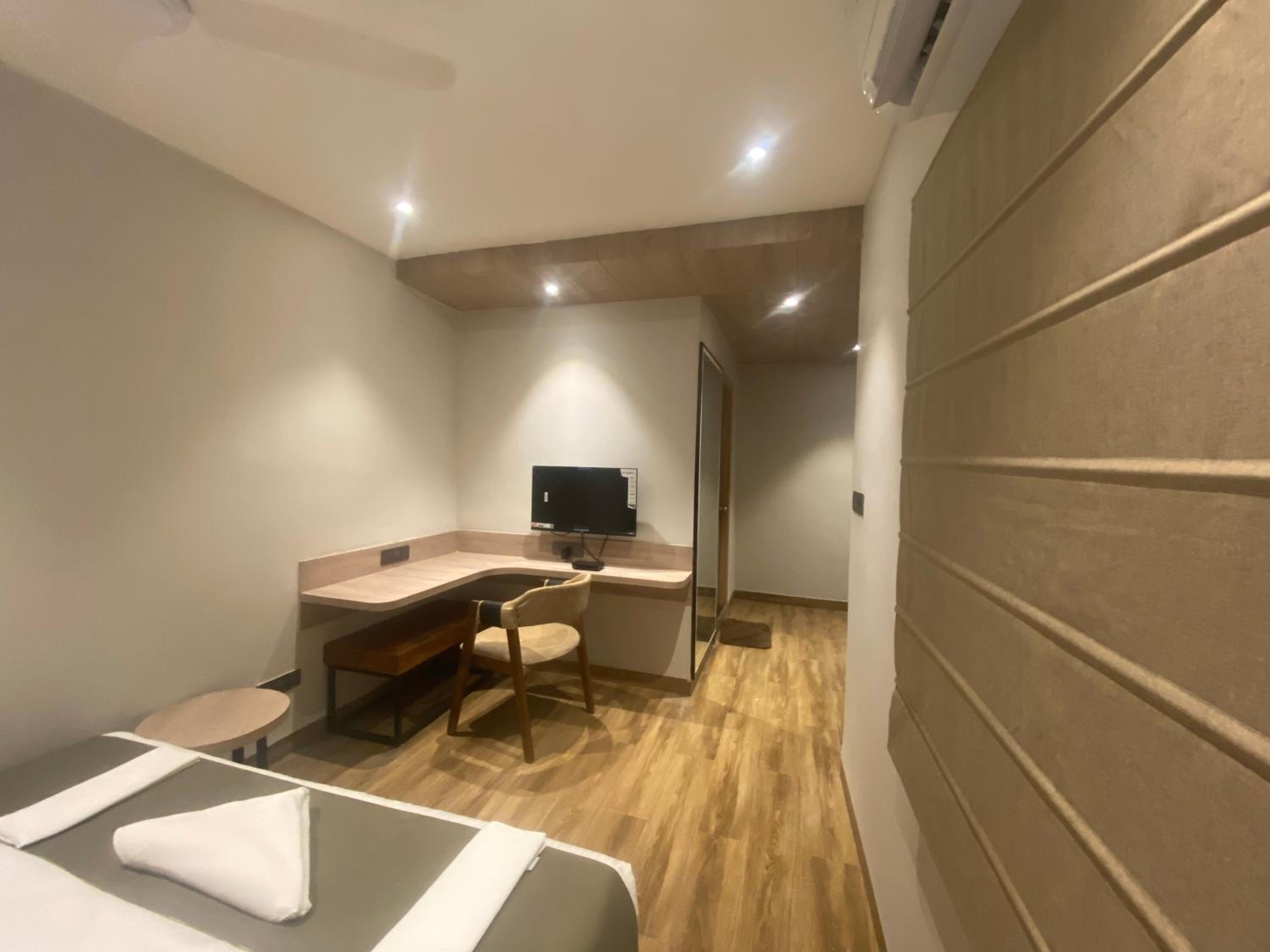 Junior Suite - Photo 8