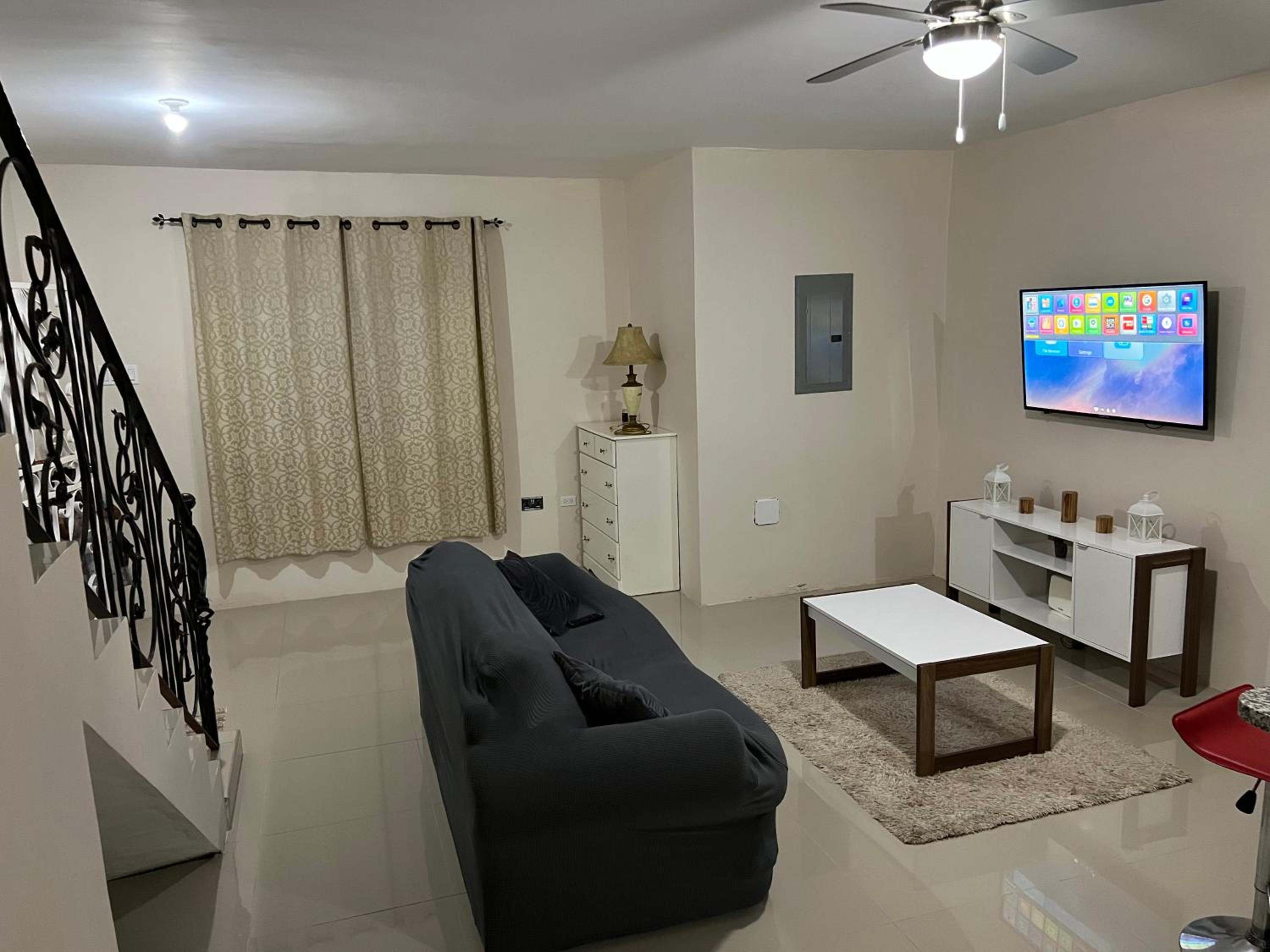 Two-Bedroom House photo 3