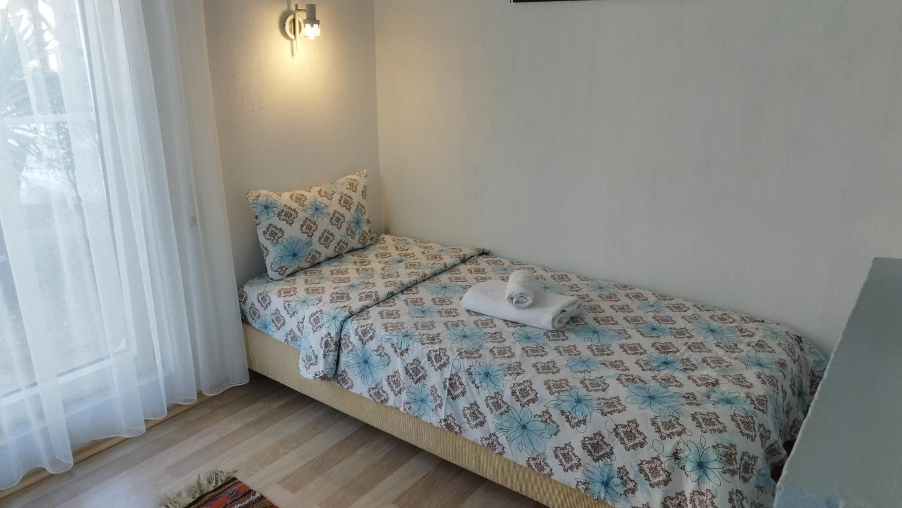 Family Room with Garden View photo 1