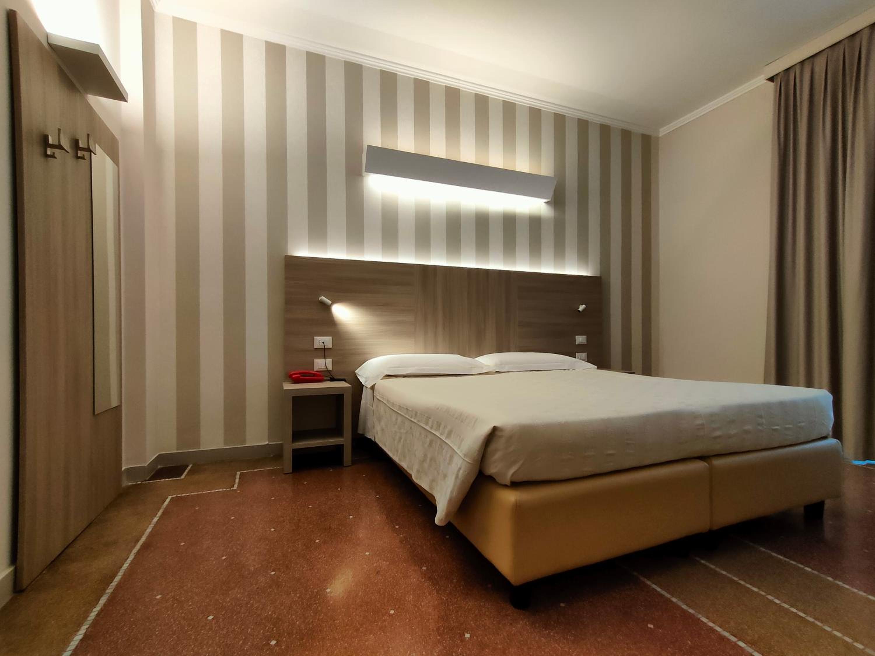 Double Room with Balcony and Sea View