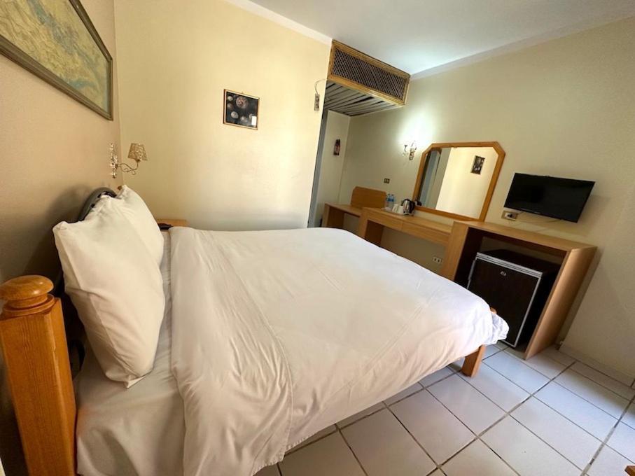 Deluxe Single Room with Balcony