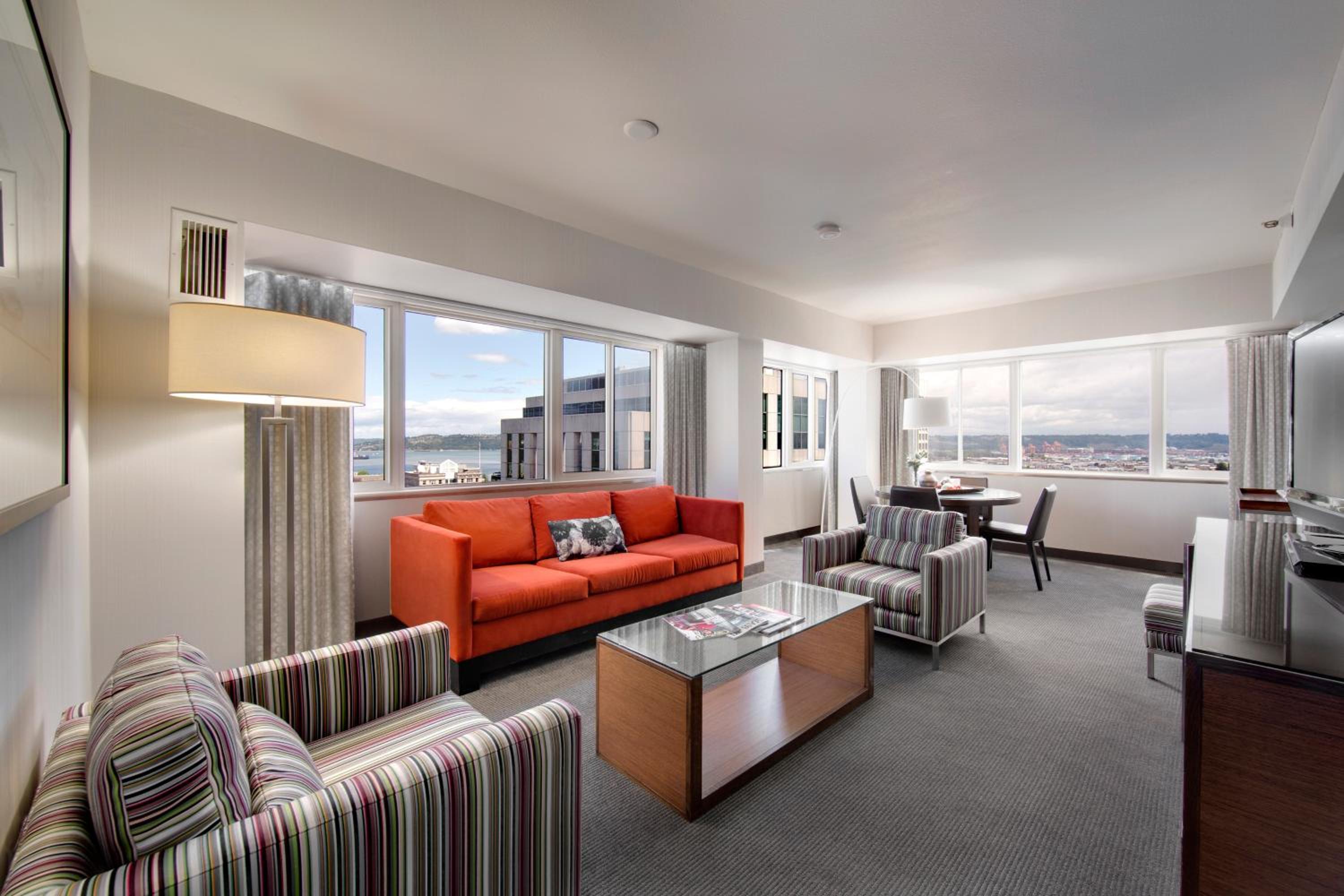 Superior King Suite - Photo 1