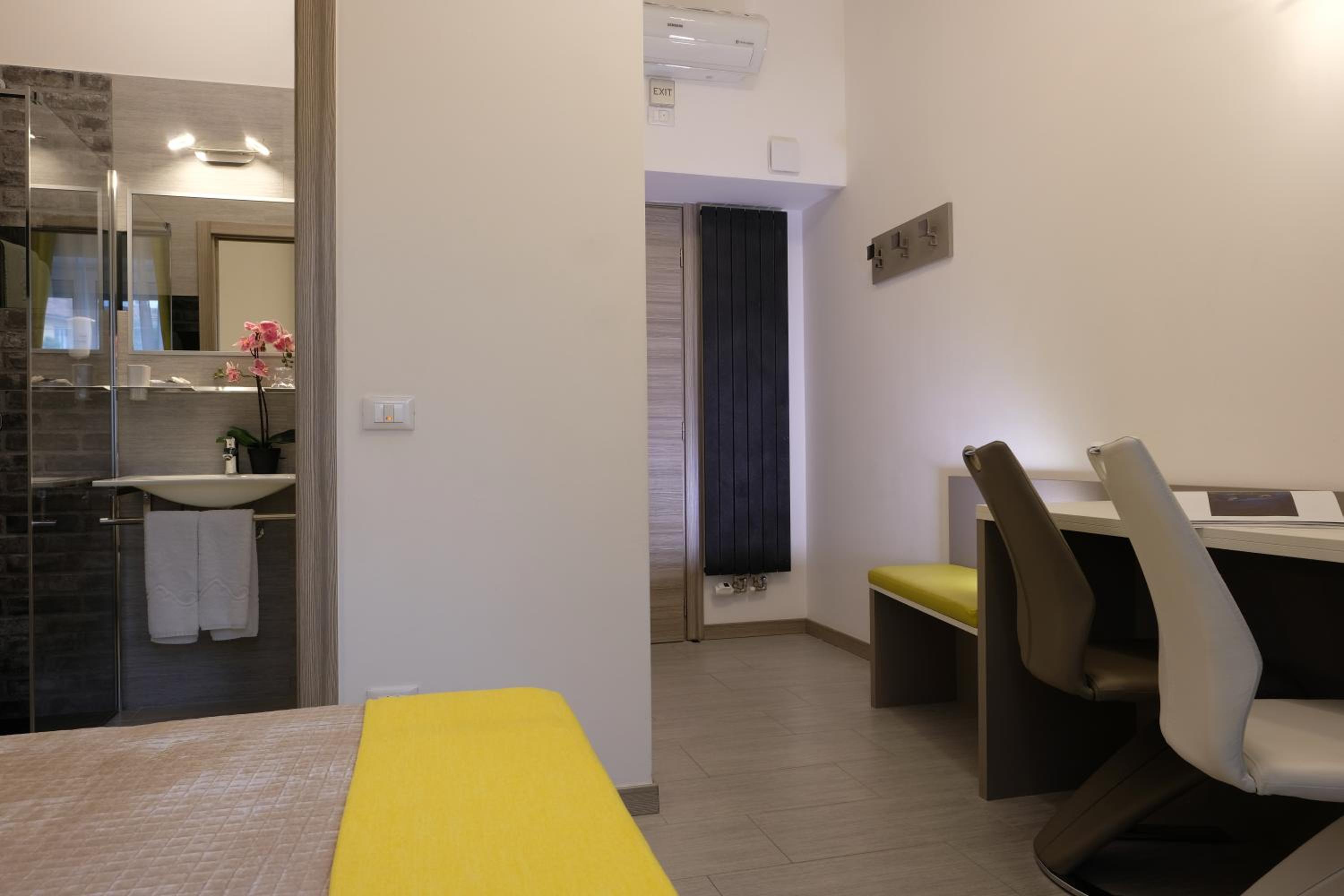 Superior Double Room photo 2