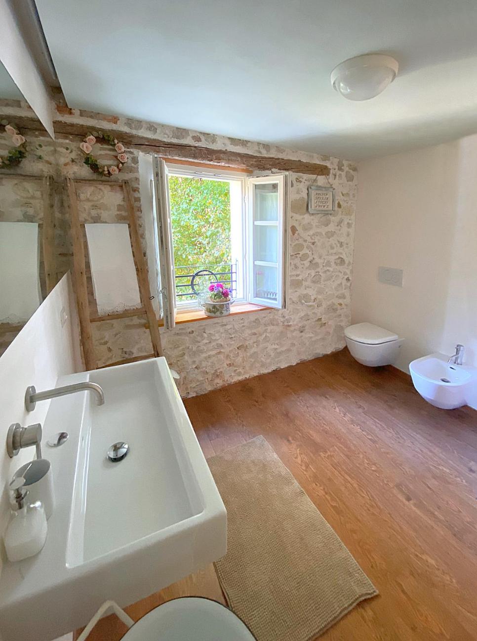 Twin Room with Balcony photo 2