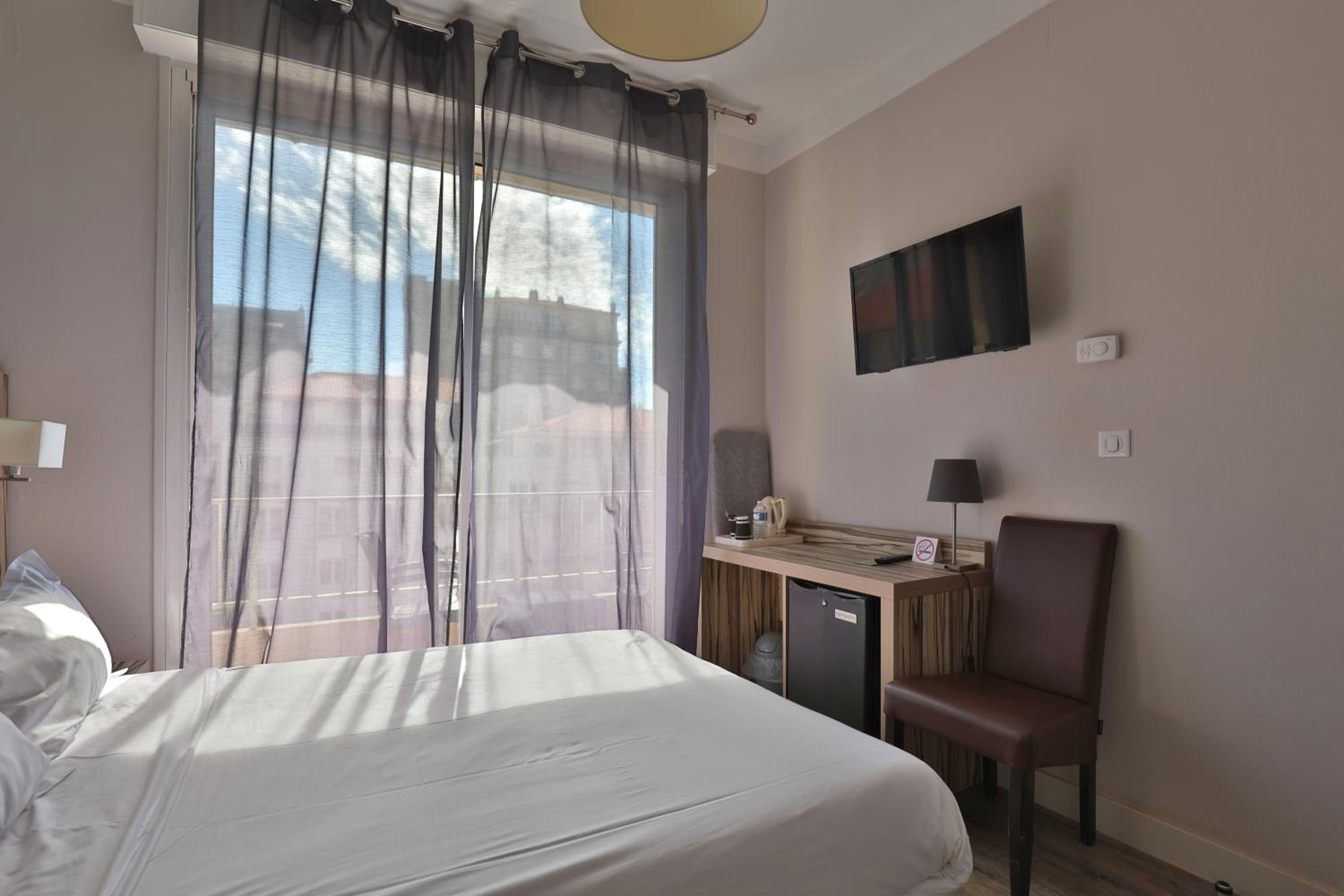 Single Room photo 3