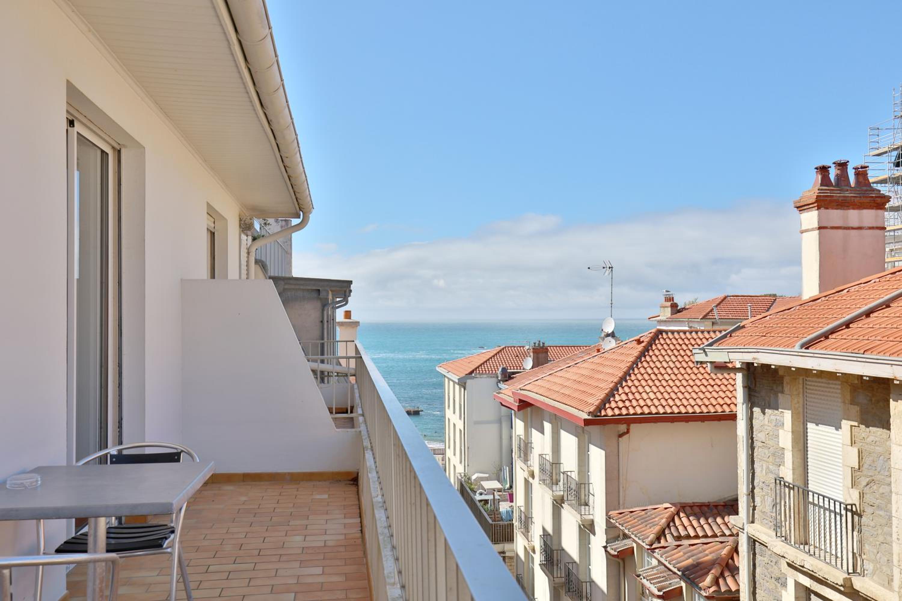 Double Room with Terrace - Photo 3