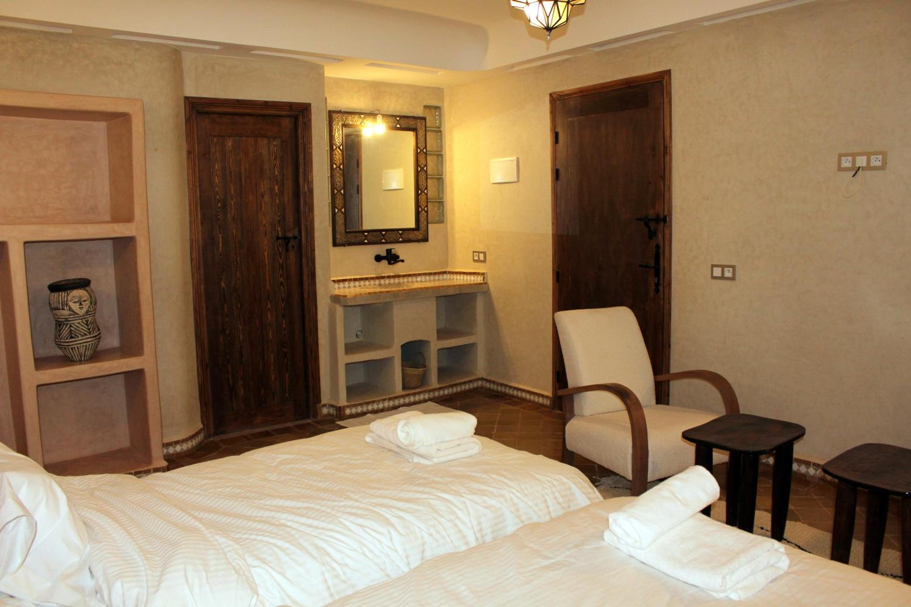 Double Room - Photo 2