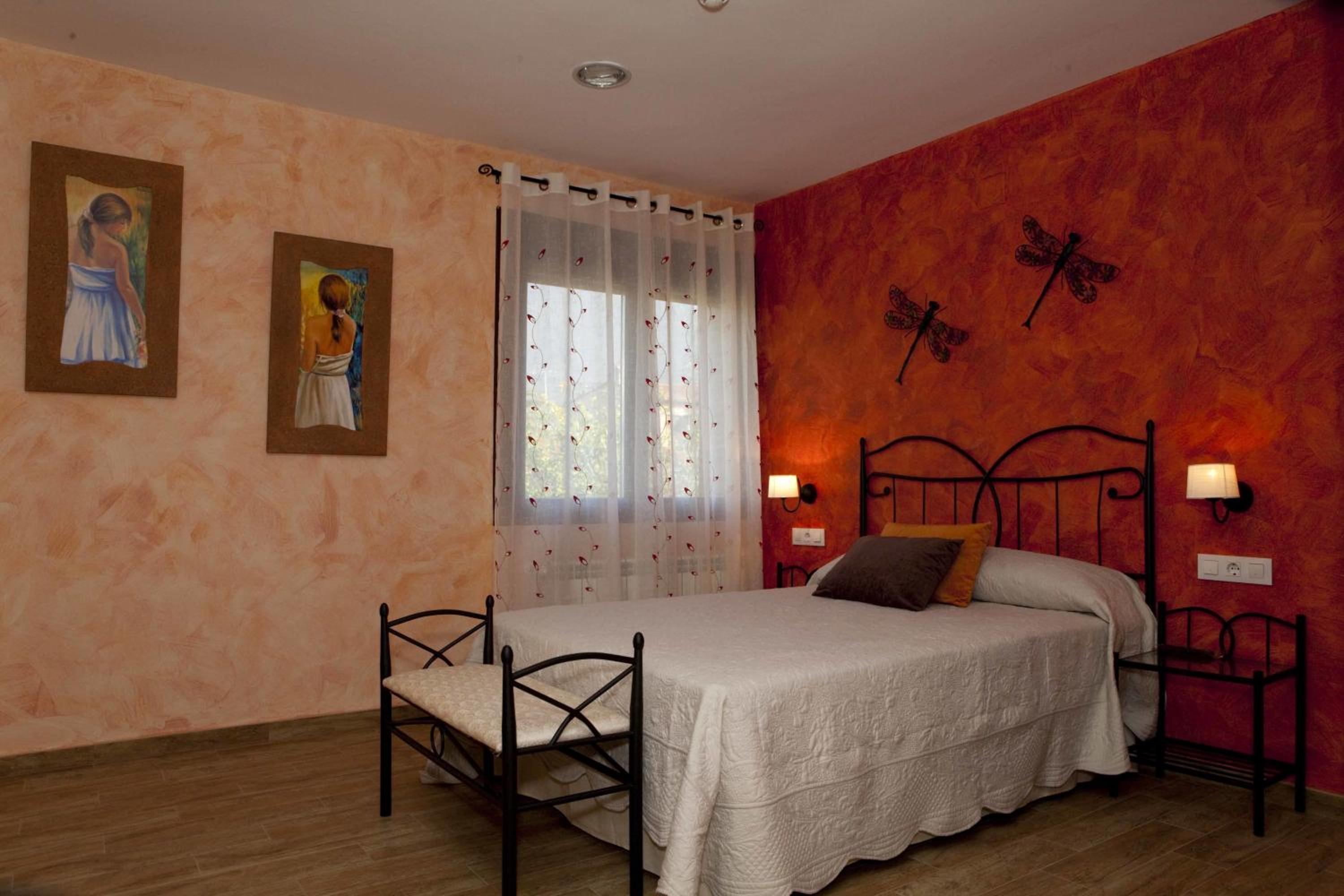 Double Room with Mountain View - Photo 1