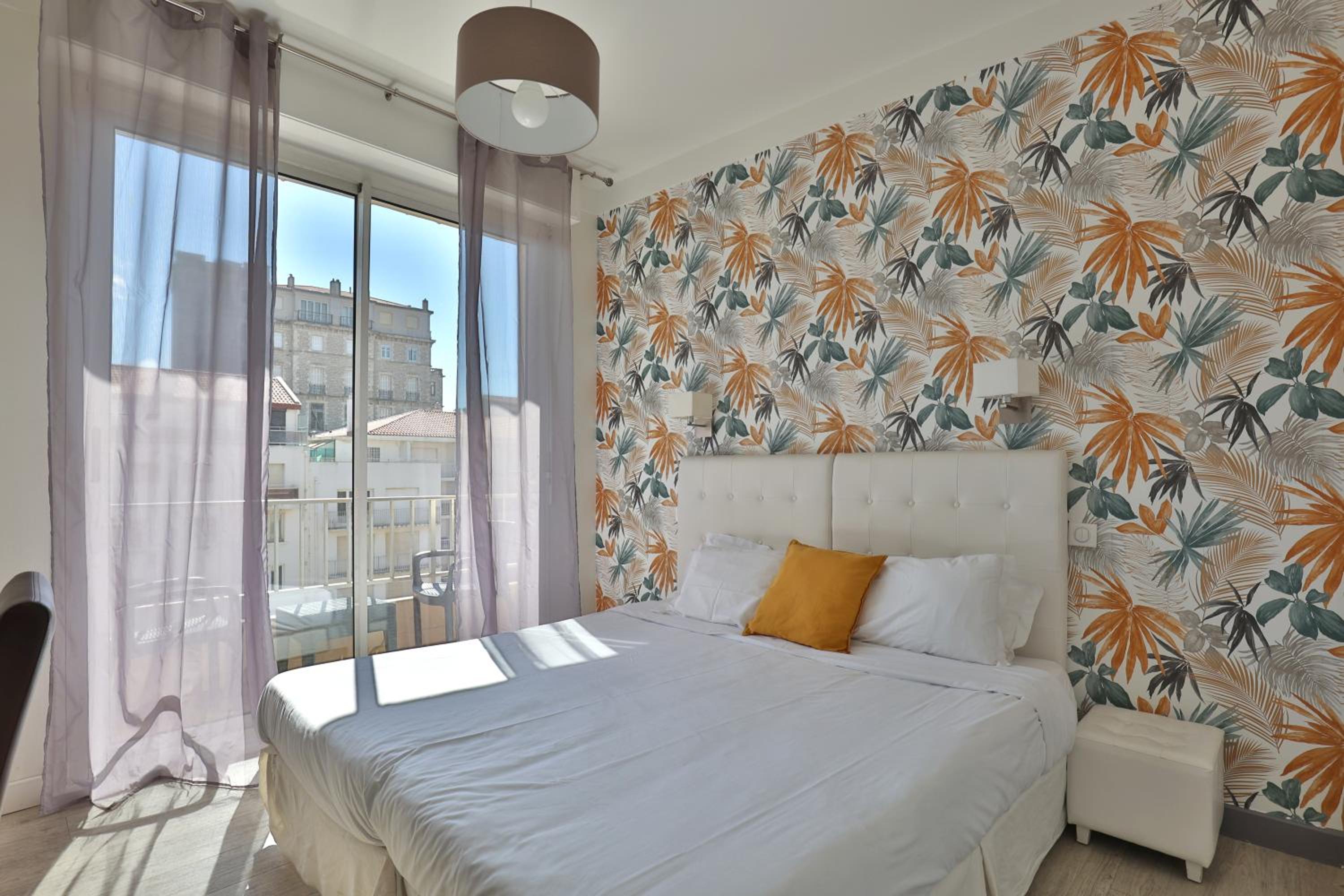 Double Room with Balcony - Photo 1