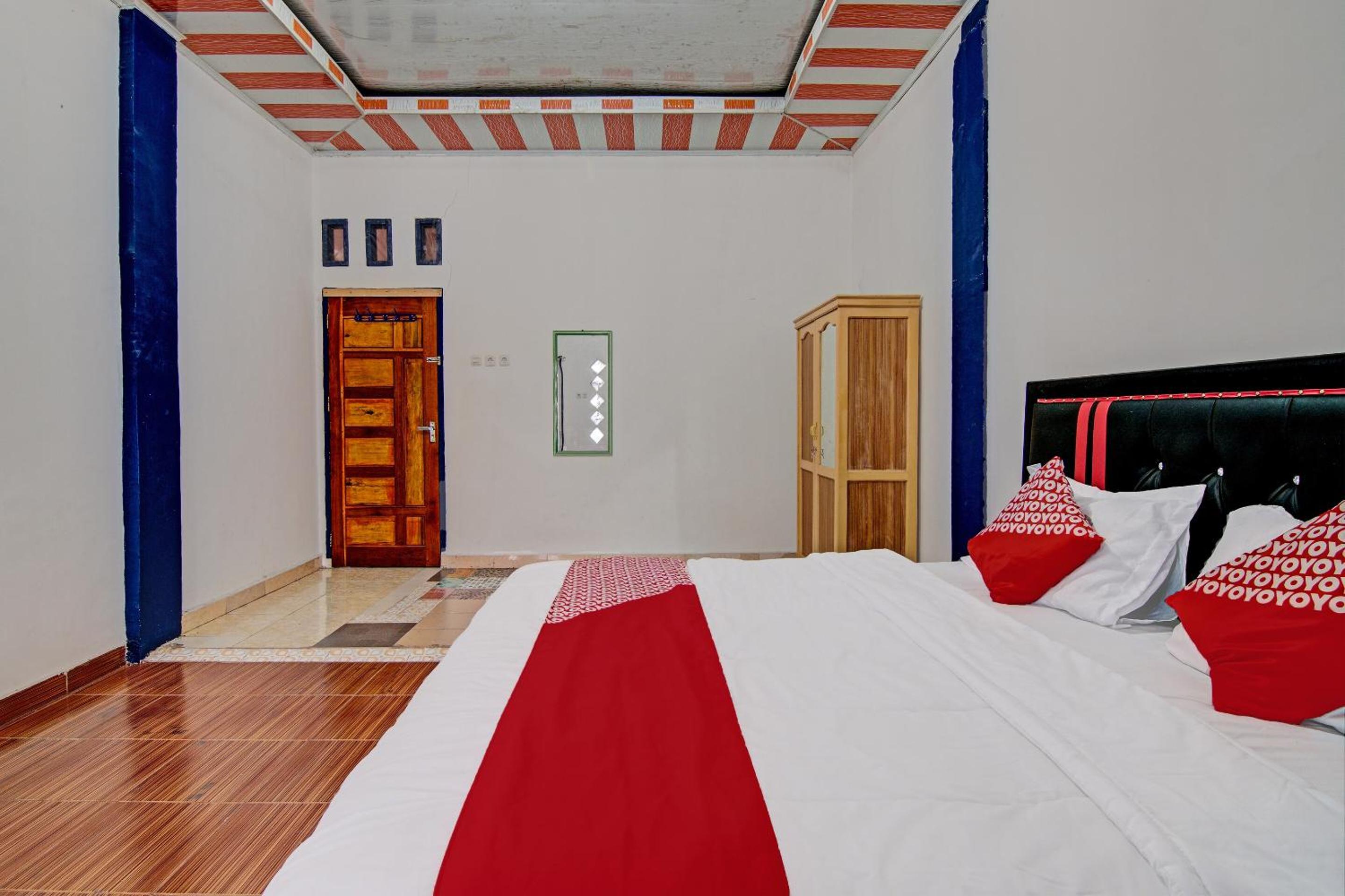 Deluxe Double Room photo 2