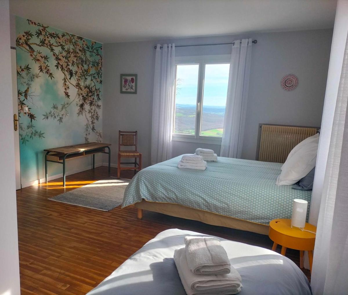 Triple Room with Private Bathroom photo 1