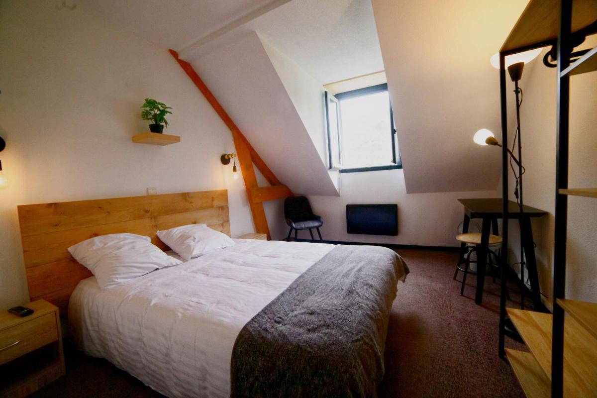 Double Room with Mountain View photo 1