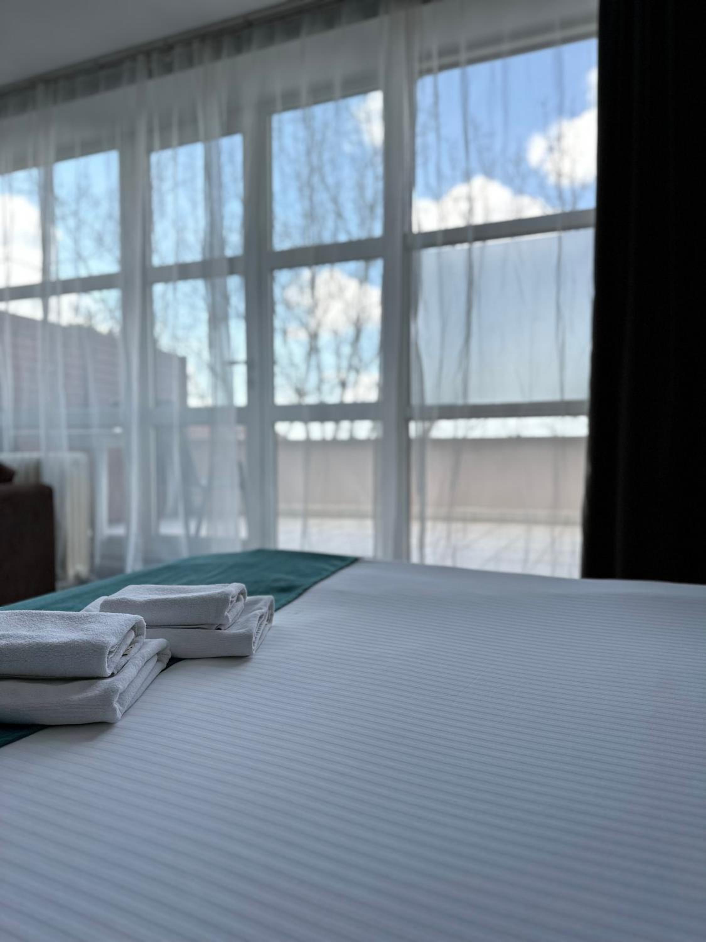 Double Room with Terrace - Photo 3