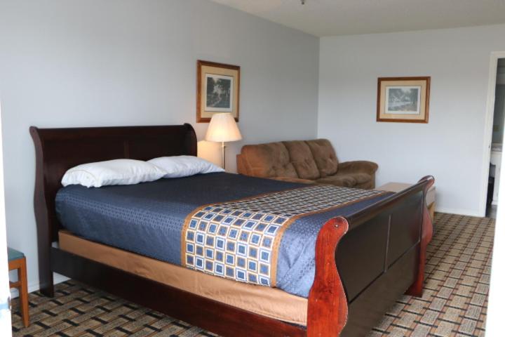 Queen Room - Disability Access photo 2