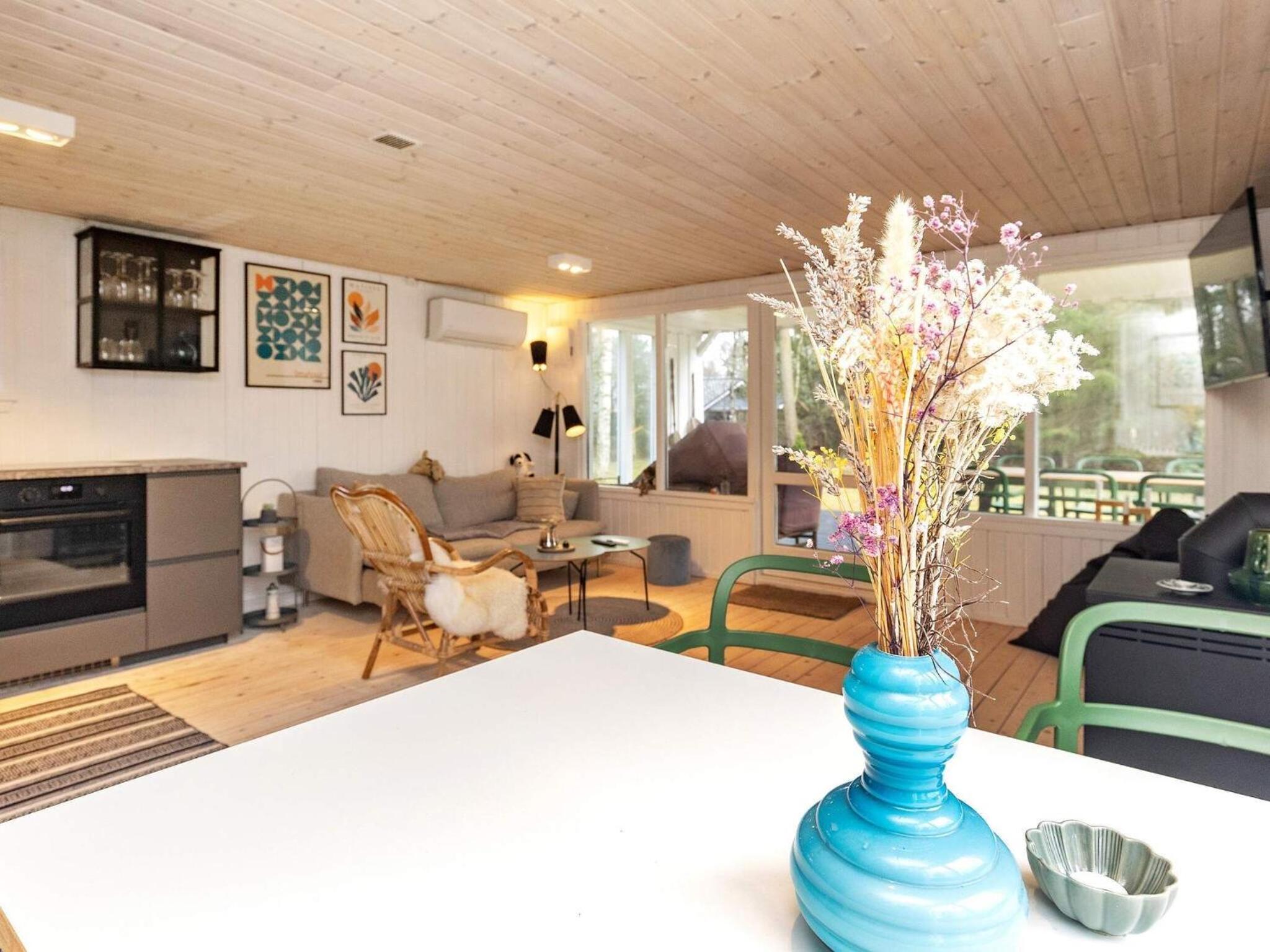 Two-Bedroom Holiday Home photo 2