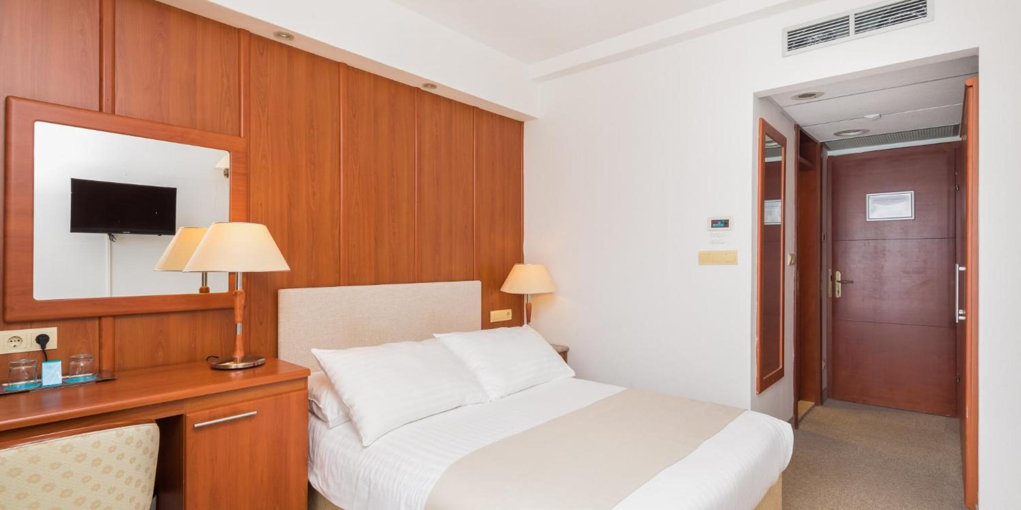 Standard Double Room - Seaside