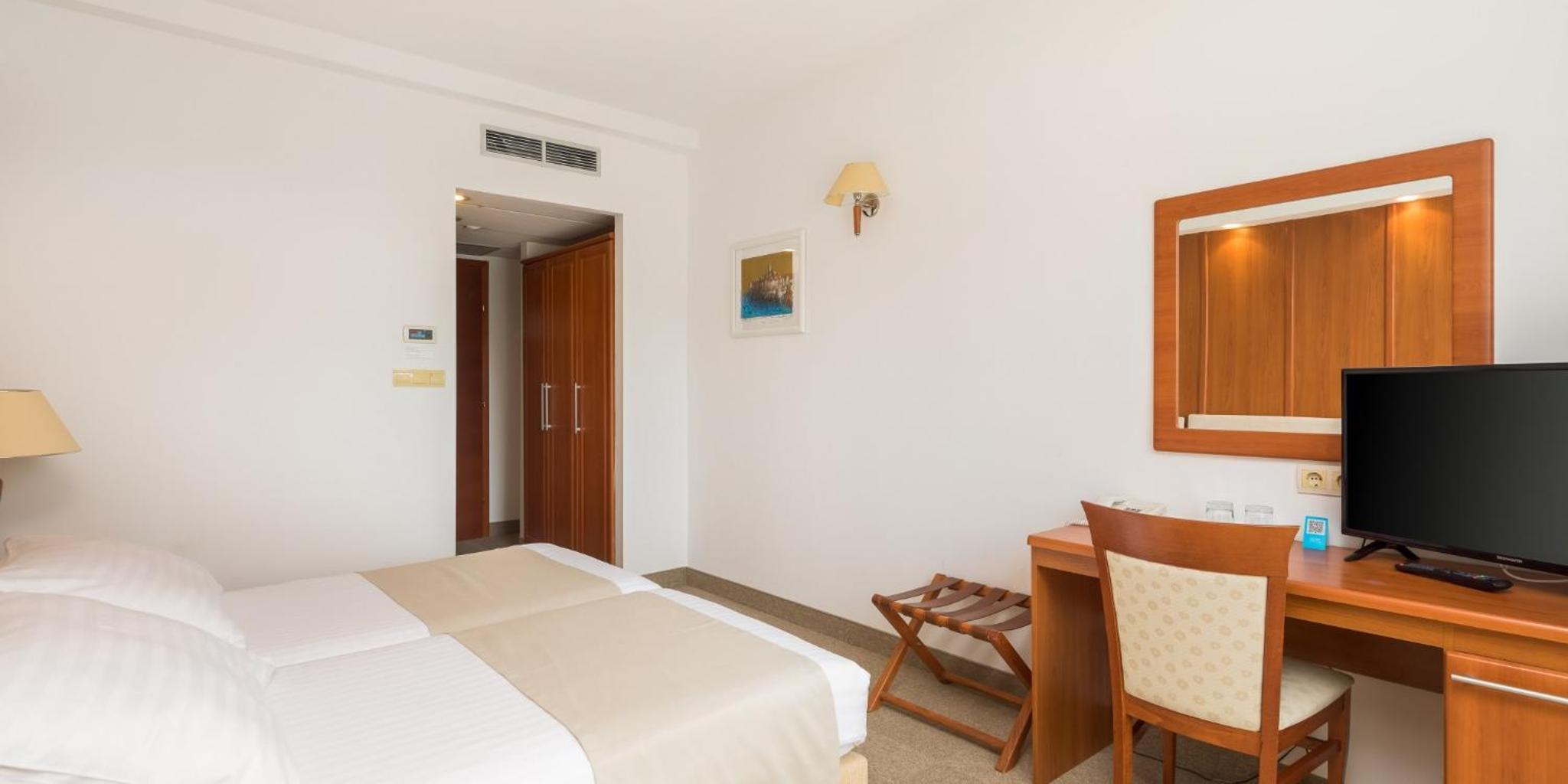 Comfort Double Room - Photo 2