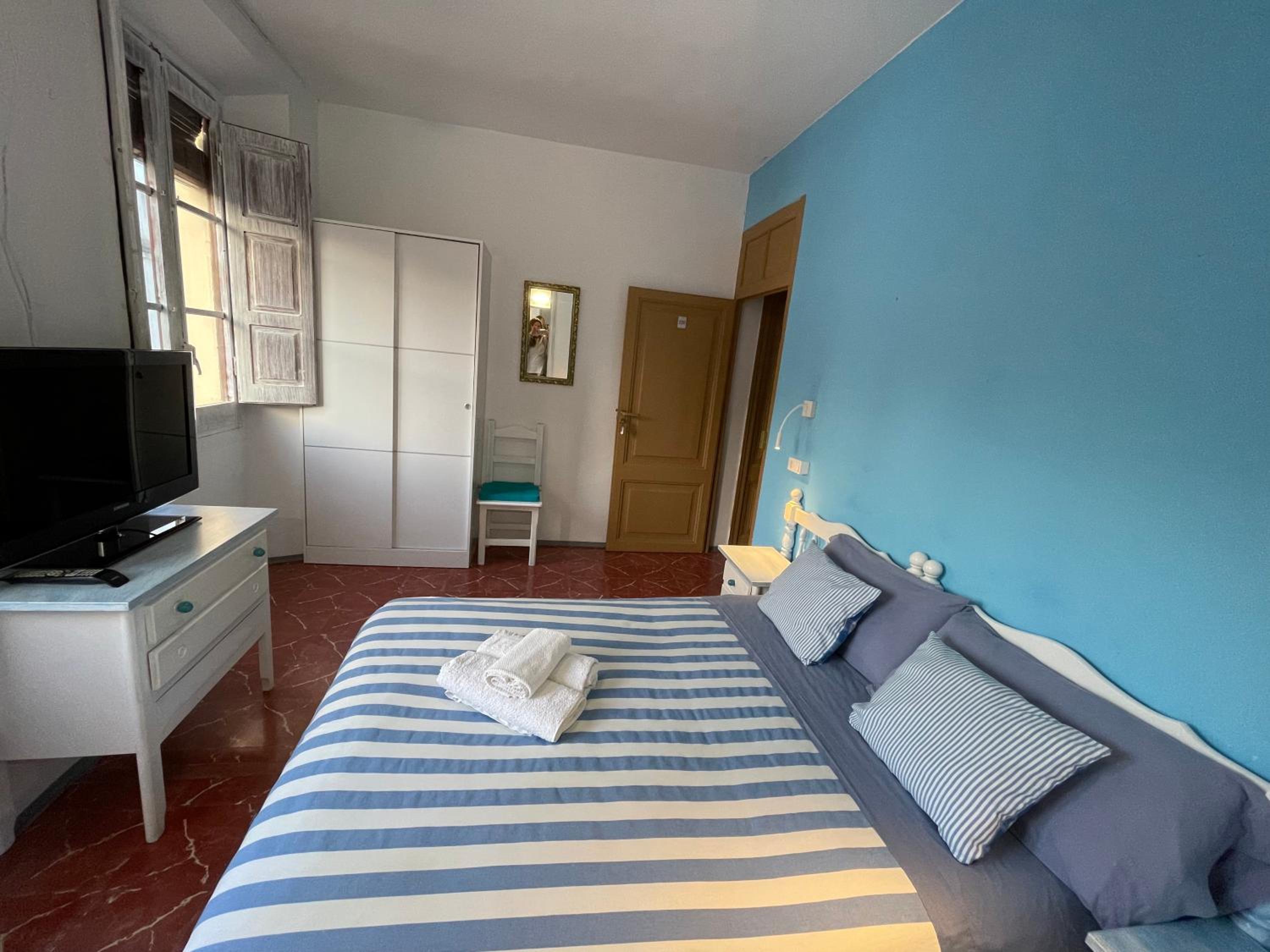 Habitación Doble con Baño Privado