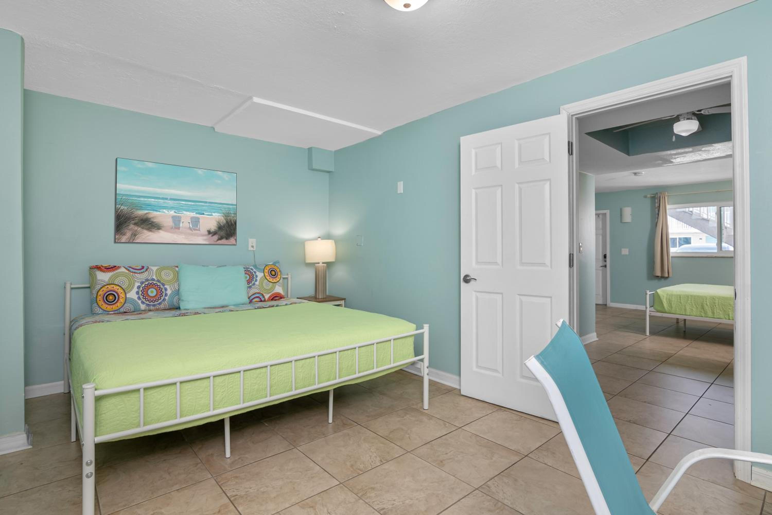 Two-Bedroom King Suite - Photo 2