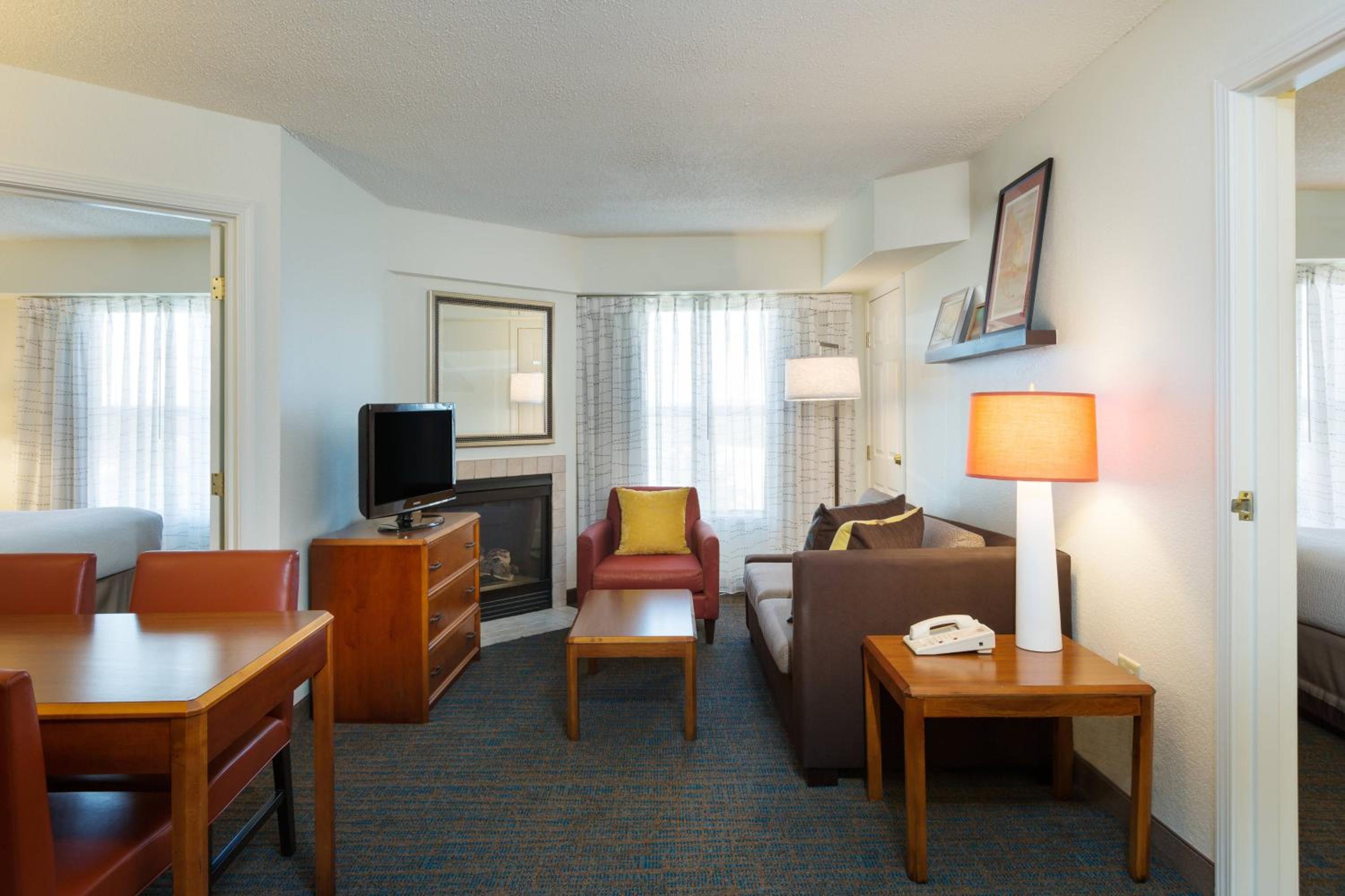 Two-Bedroom Suite - Photo 1