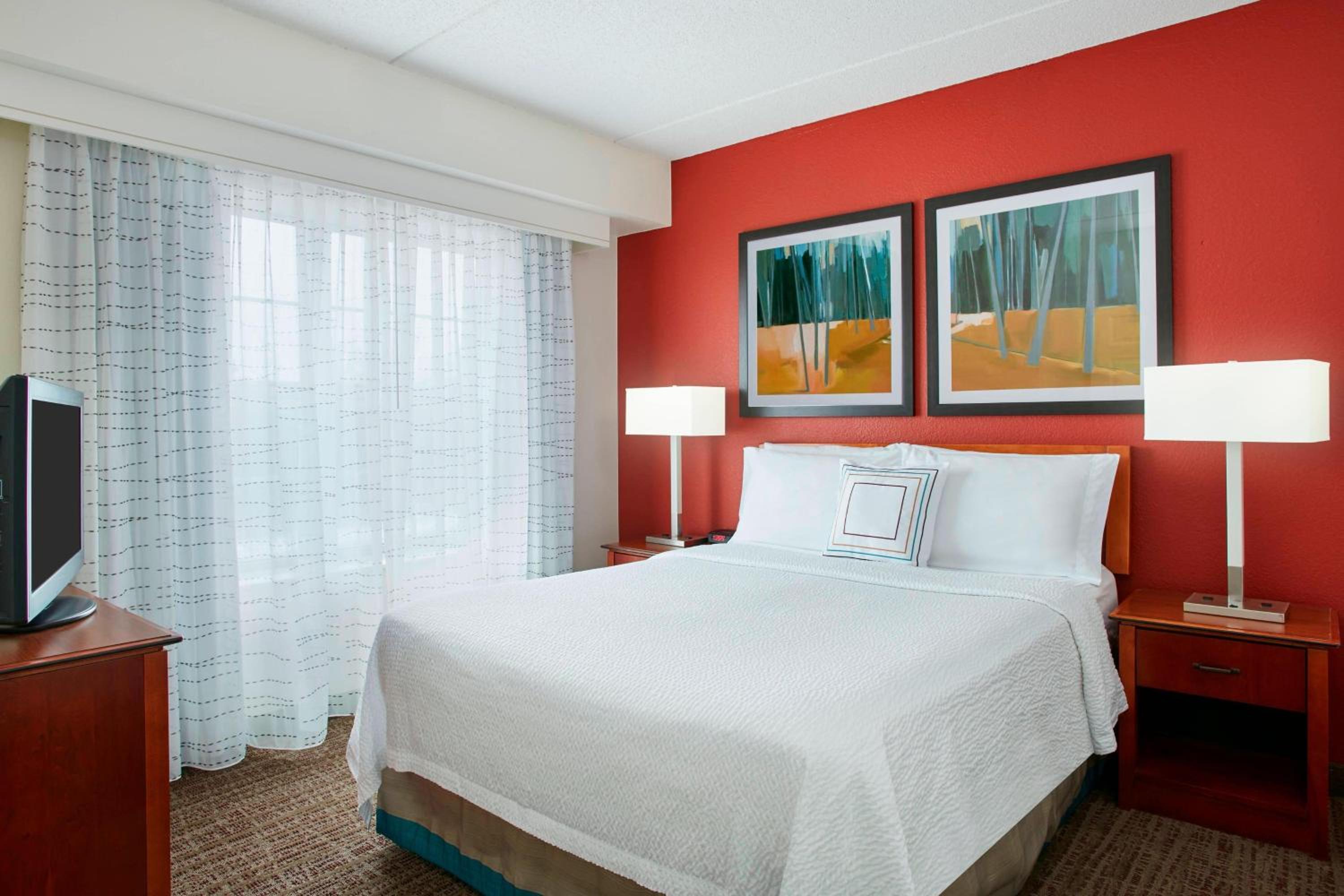 Two-Bedroom Suite - Photo 1