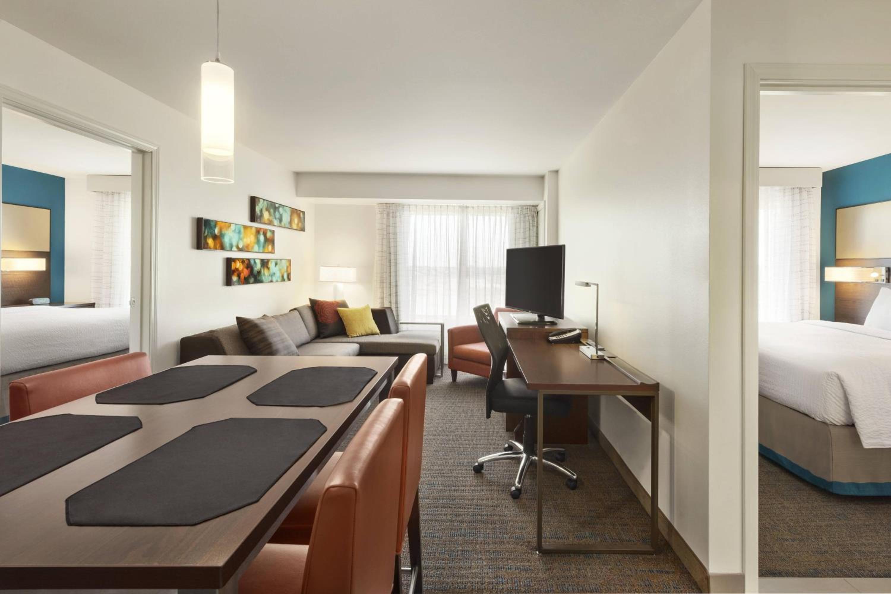 Two-Bedroom Suite photo 1