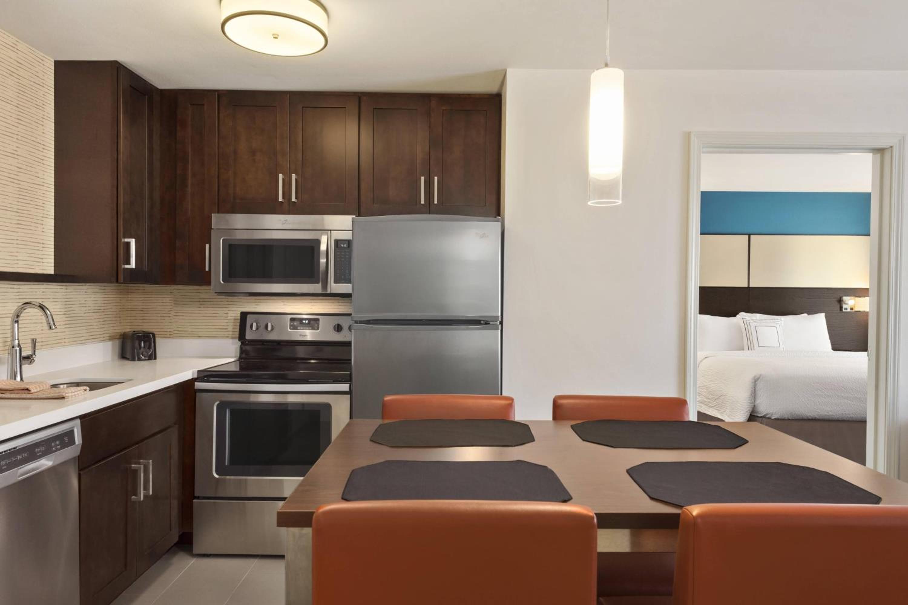 Two-Bedroom Suite photo 2