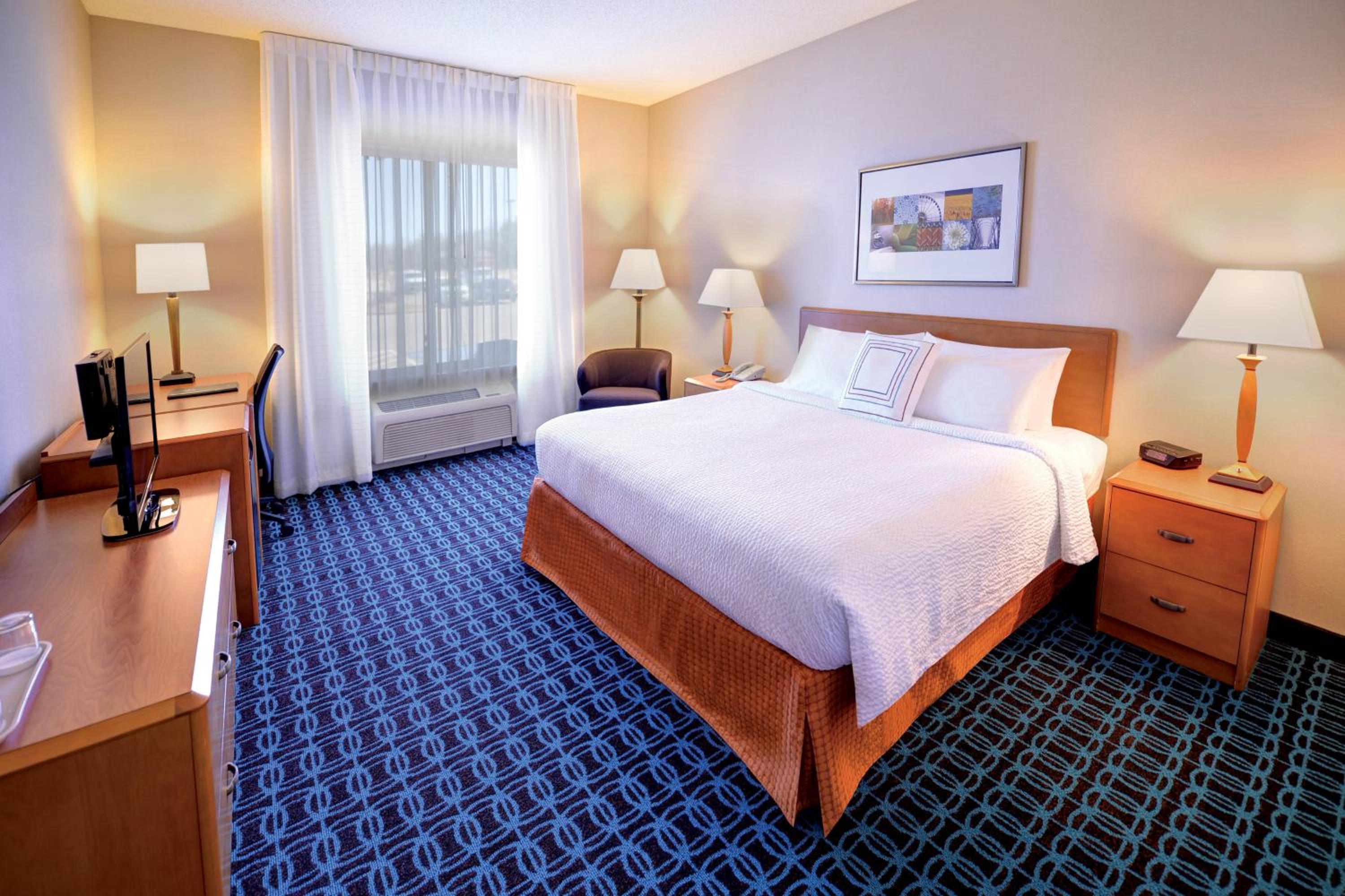 Guest Room 1 King