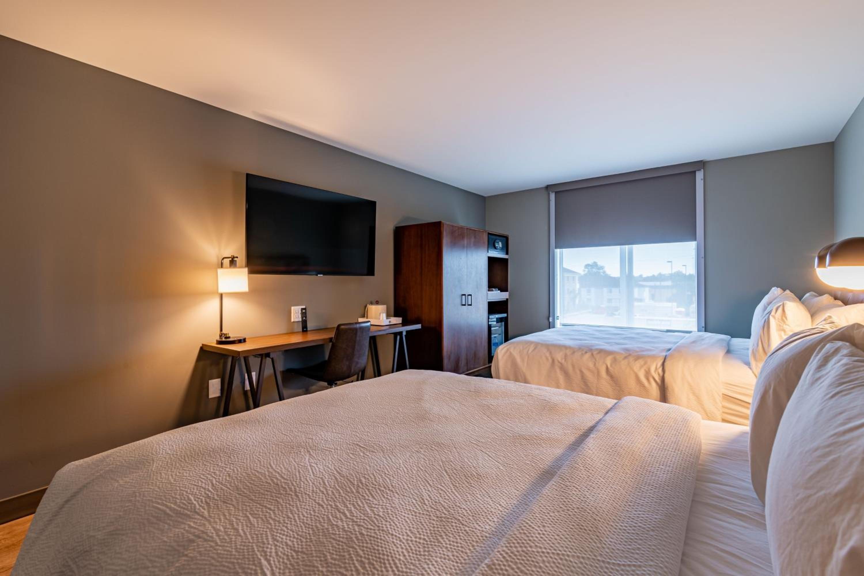 Double Room with Two Double Beds - Non-Smoking photo 1