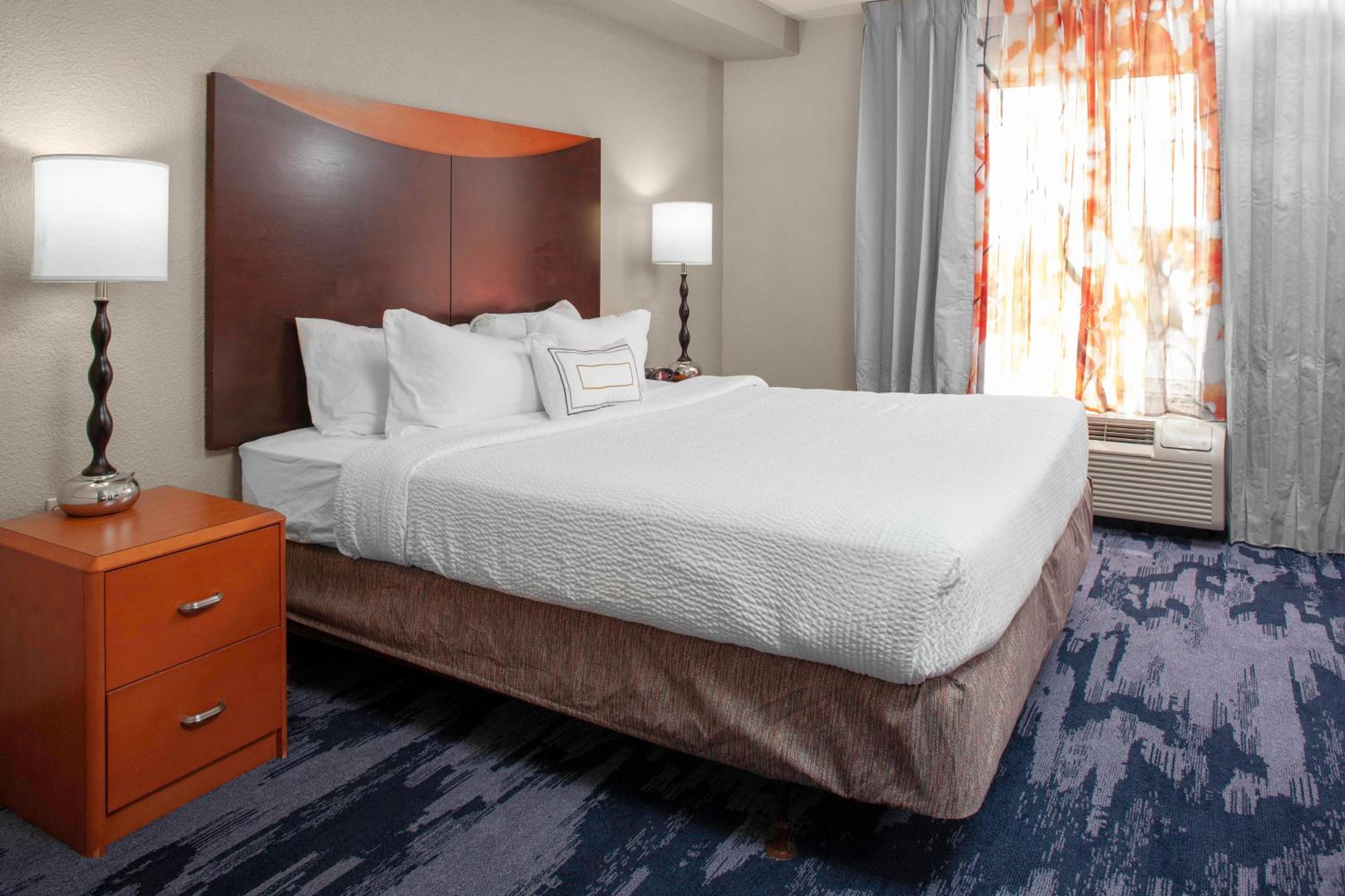 King Guest Room - Photo 1
