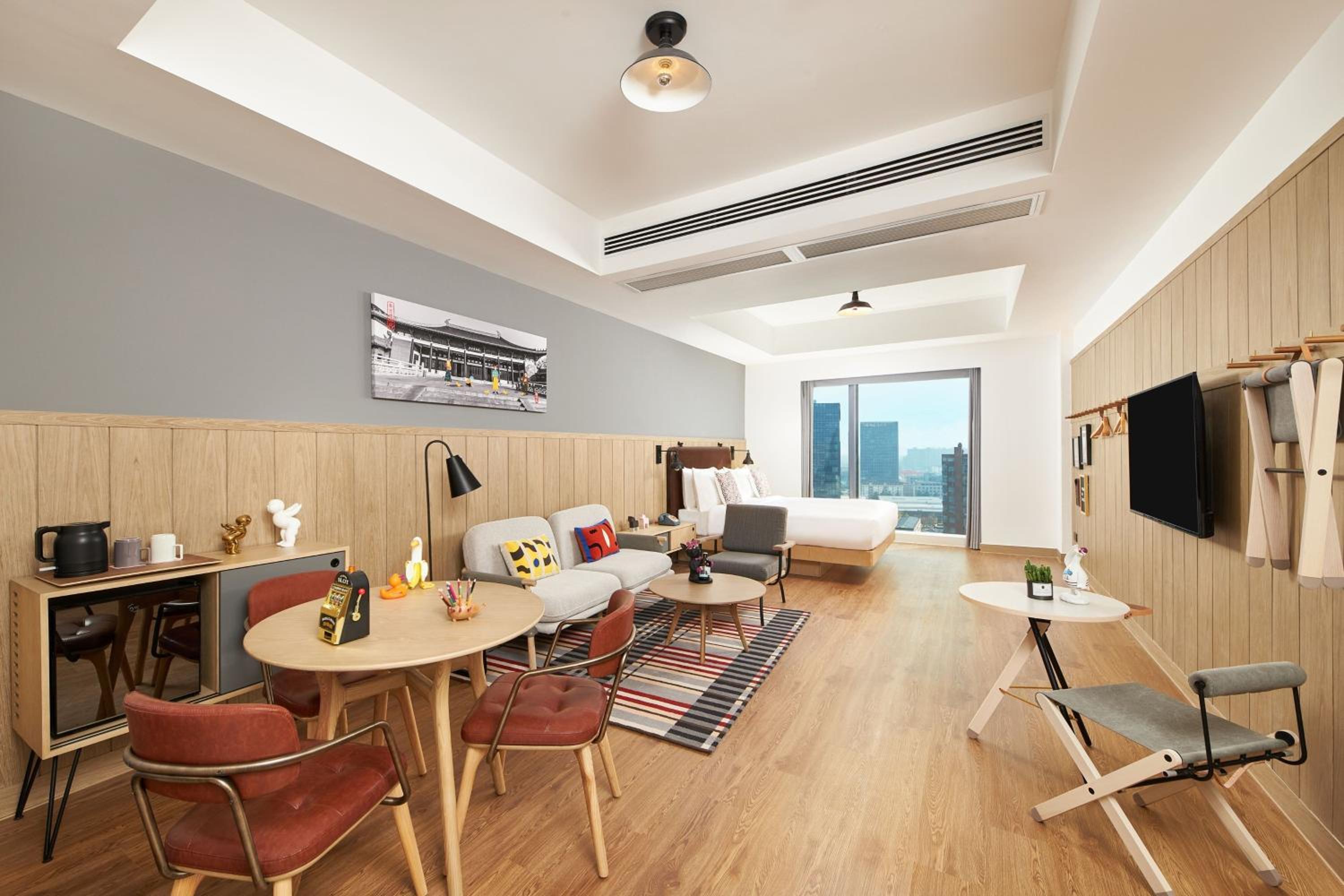 Premium King Room